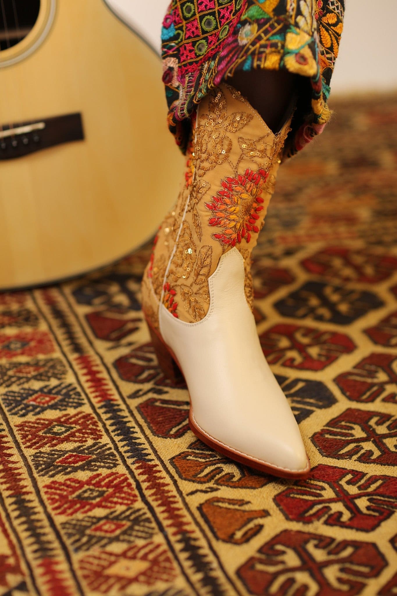 EMBROIDERED BOOTS ABBY - MOMO STUDIO BERLIN - Berlin Concept Store - sustainable & ethical fashion