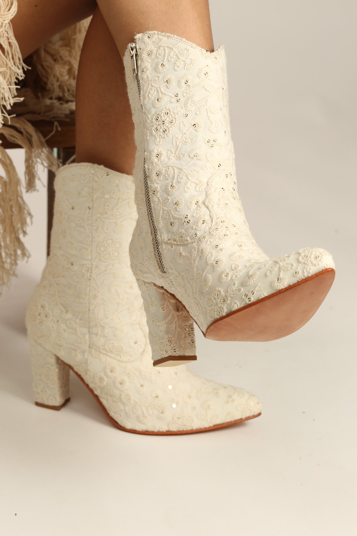 EMBROIDERED BOOTS ARABELLA - MOMO STUDIO BERLIN - Berlin Concept Store - sustainable & ethical fashion