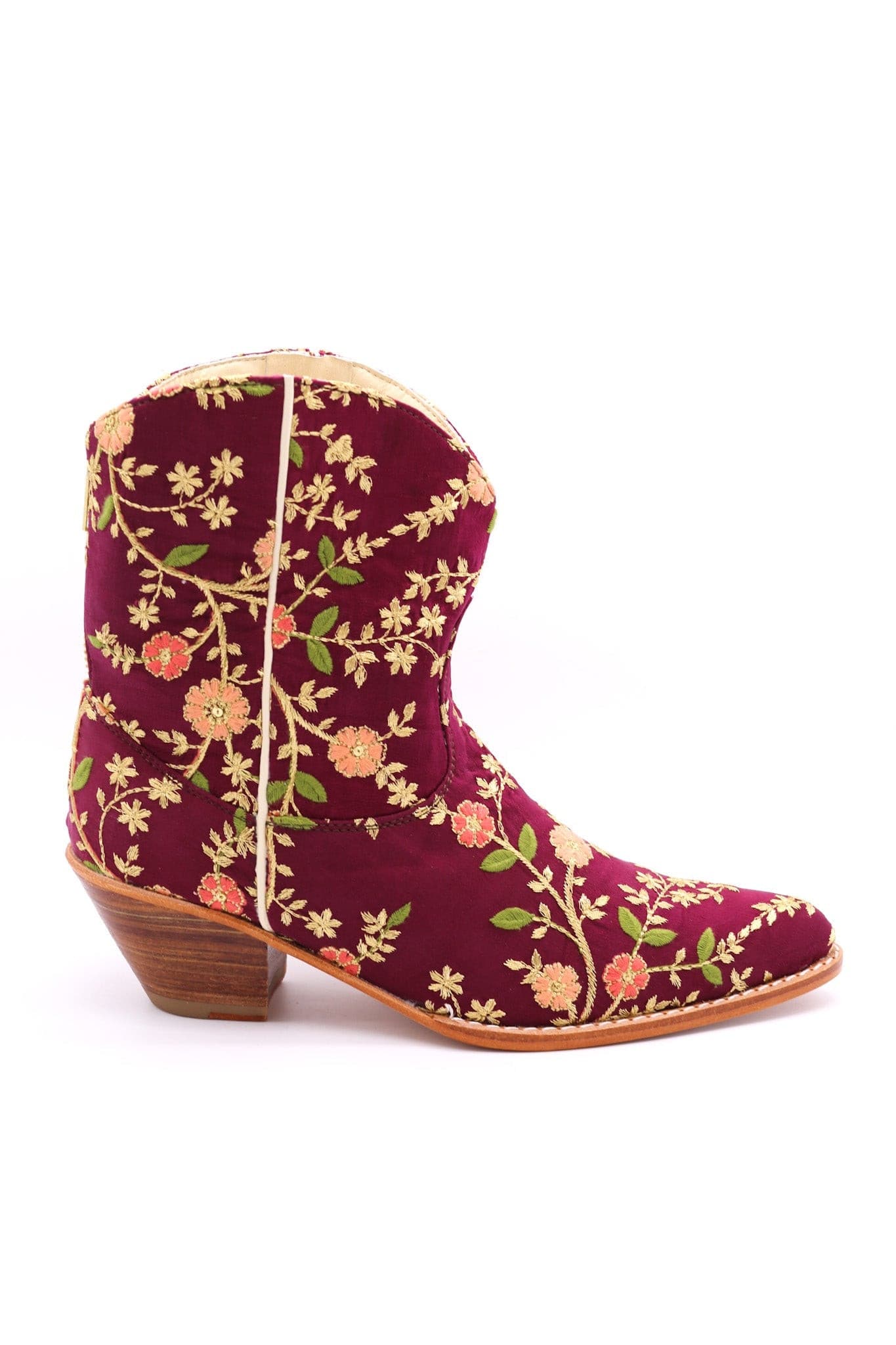 EMBROIDERED BOOTS ELOISE BURGUNDY RED - MOMO STUDIO BERLIN - Berlin Concept Store - sustainable & ethical fashion