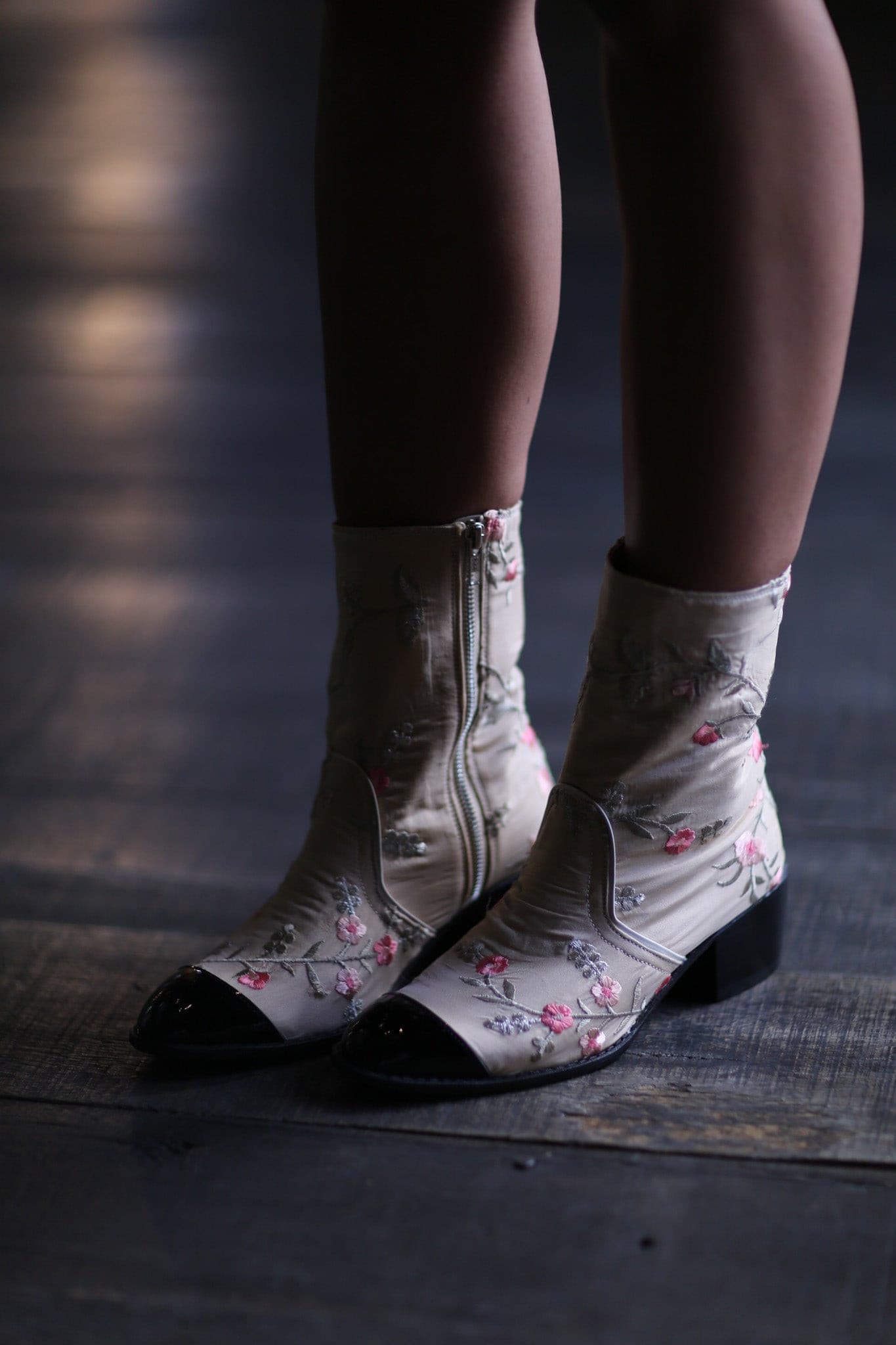 EMBROIDERED BOOTS ESTHER - MOMO STUDIO BERLIN - Berlin Concept Store - sustainable & ethical fashion