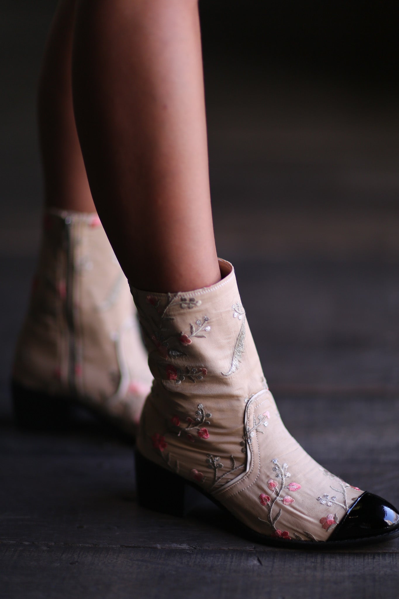 EMBROIDERED BOOTS ESTHER - MOMO STUDIO BERLIN - Berlin Concept Store - sustainable & ethical fashion