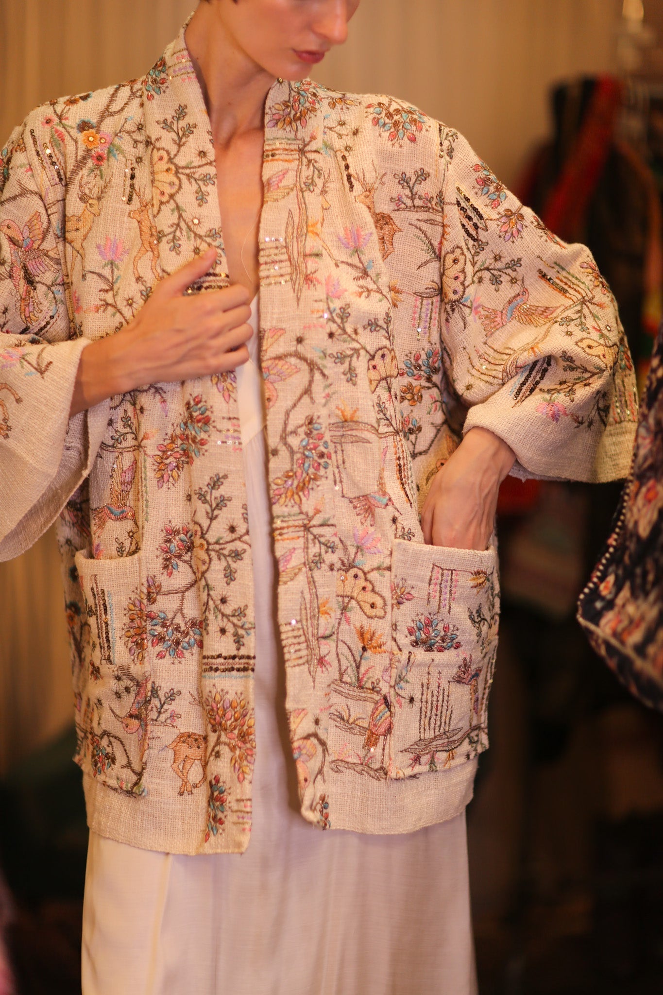 EMBROIDERED COTTON SHORT KIMONO DREAMWORLD - MOMO STUDIO BERLIN - Berlin Concept Store - sustainable & ethical fashion