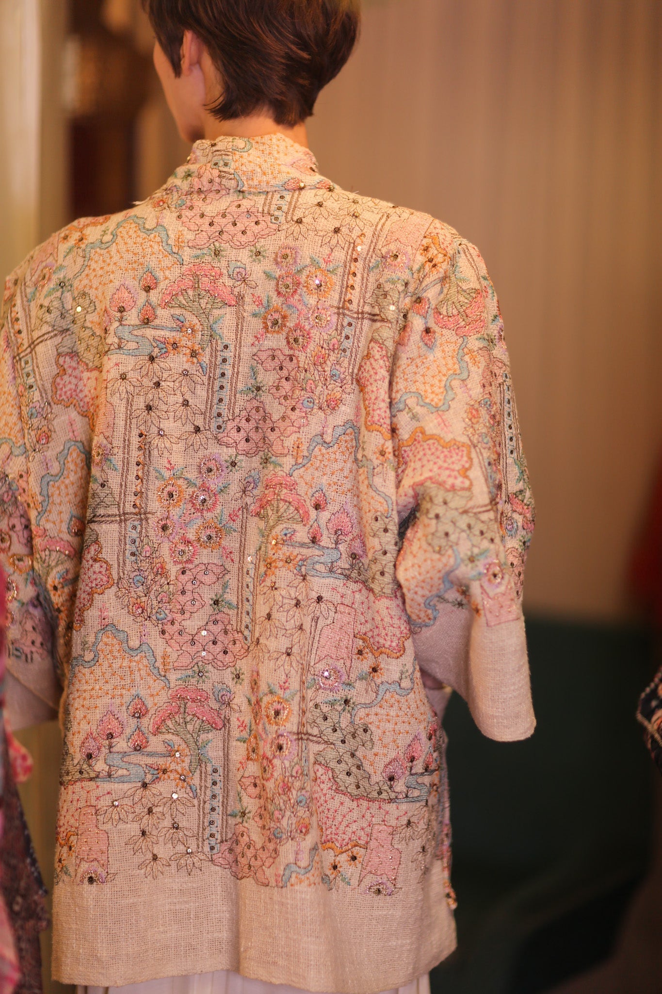 EMBROIDERED COTTON SHORT KIMONO PETALS - MOMO STUDIO BERLIN - Berlin Concept Store - sustainable & ethical fashion