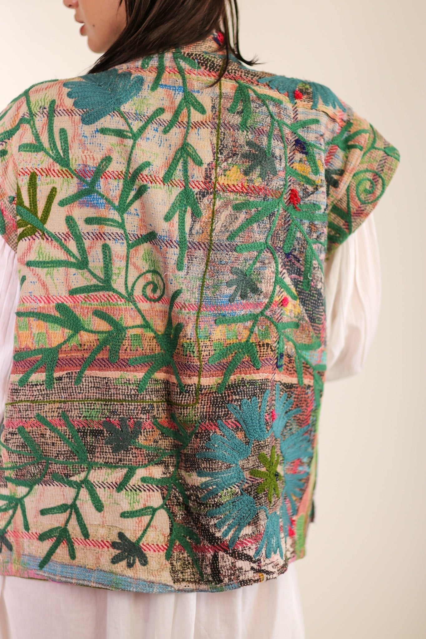 EMBROIDERED COTTON VEST WINU - MOMO STUDIO BERLIN - Berlin Concept Store - sustainable & ethical fashion