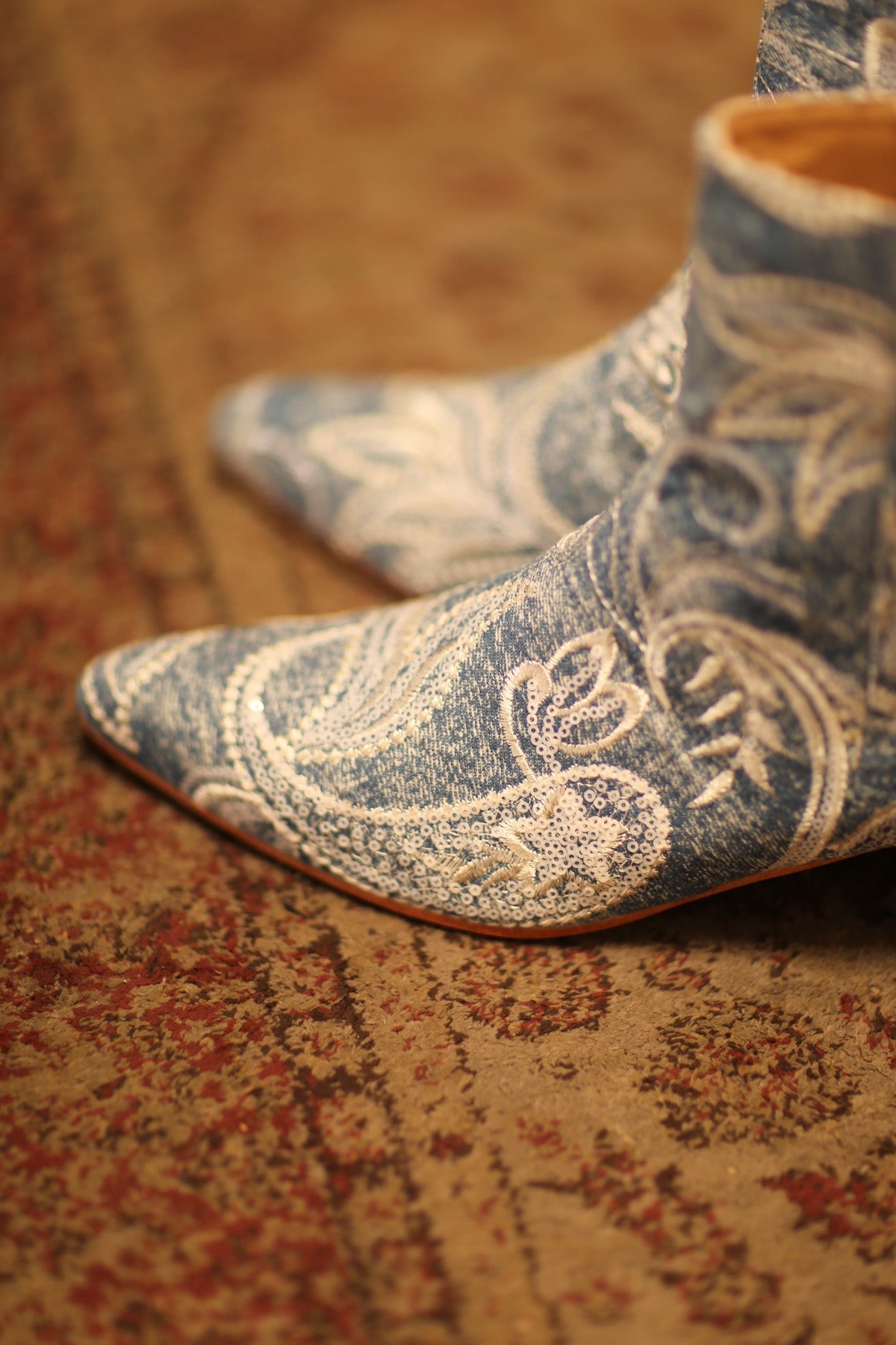 EMBROIDERED DENIM BOOTS KLINTRA - MOMO STUDIO BERLIN - Berlin Concept Store - sustainable & ethical fashion