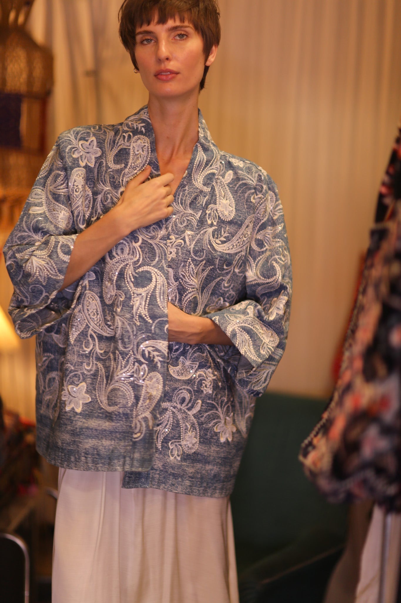 EMBROIDERED DENIM SHORT KIMONO LIPAS - MOMO STUDIO BERLIN - Berlin Concept Store - sustainable & ethical fashion