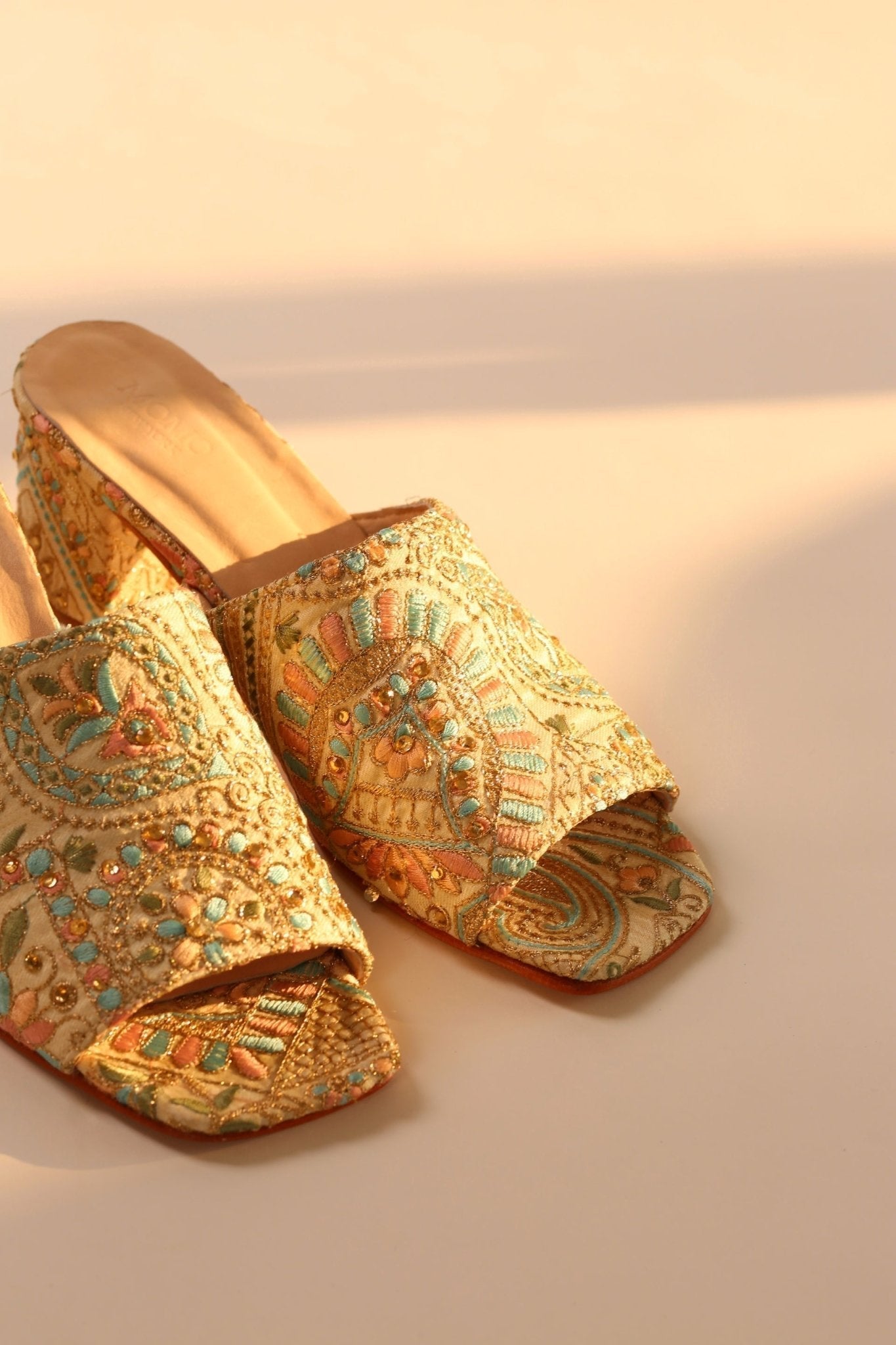 EMBROIDERED FLOWER SILK MULES MILTONA - MOMO STUDIO BERLIN - Berlin Concept Store - sustainable & ethical fashion