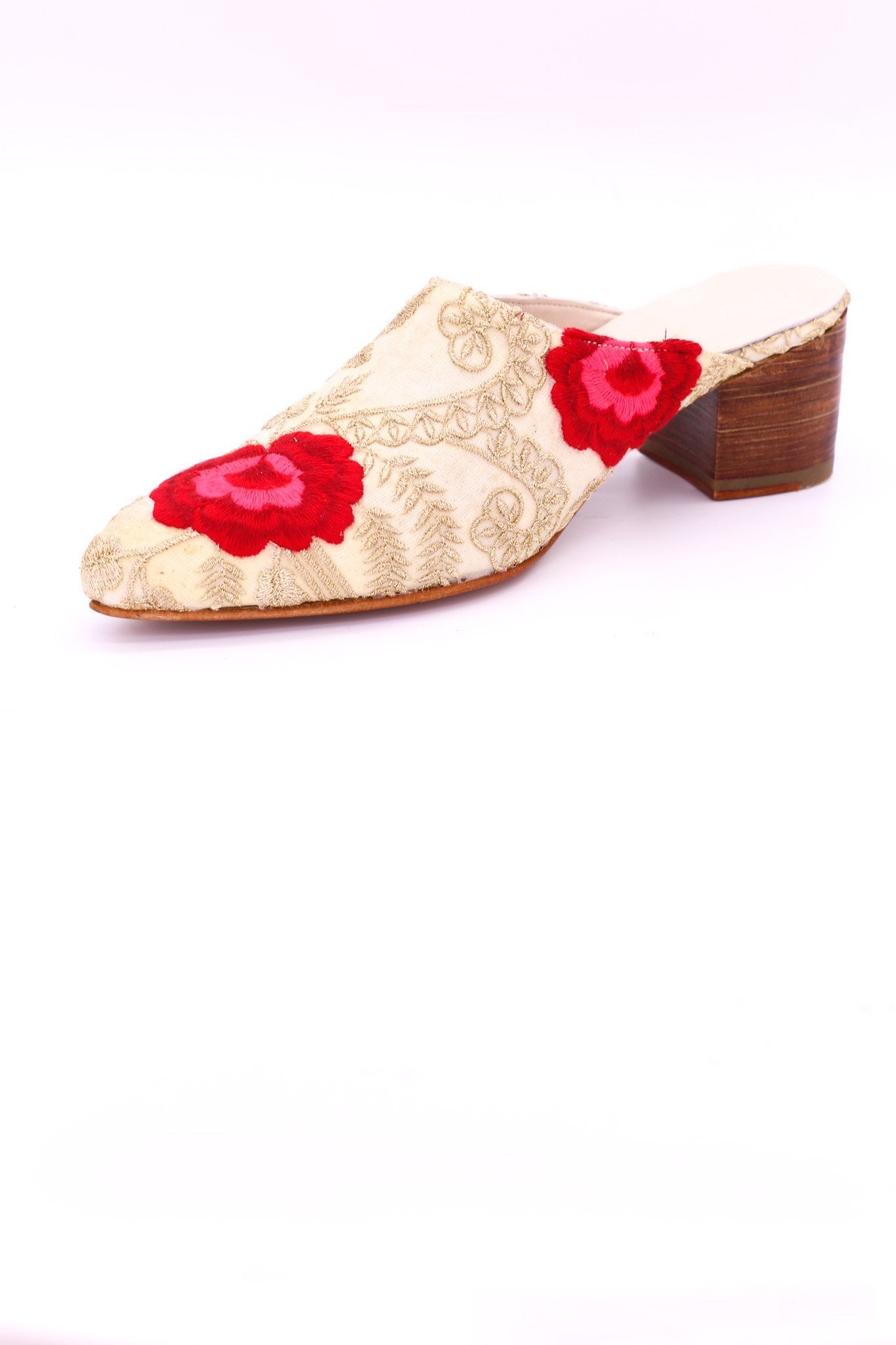 EMBROIDERED HEELED MULES ELLIE X ANTHROPOLOGIE - MOMO STUDIO BERLIN - Berlin Concept Store - sustainable & ethical fashion