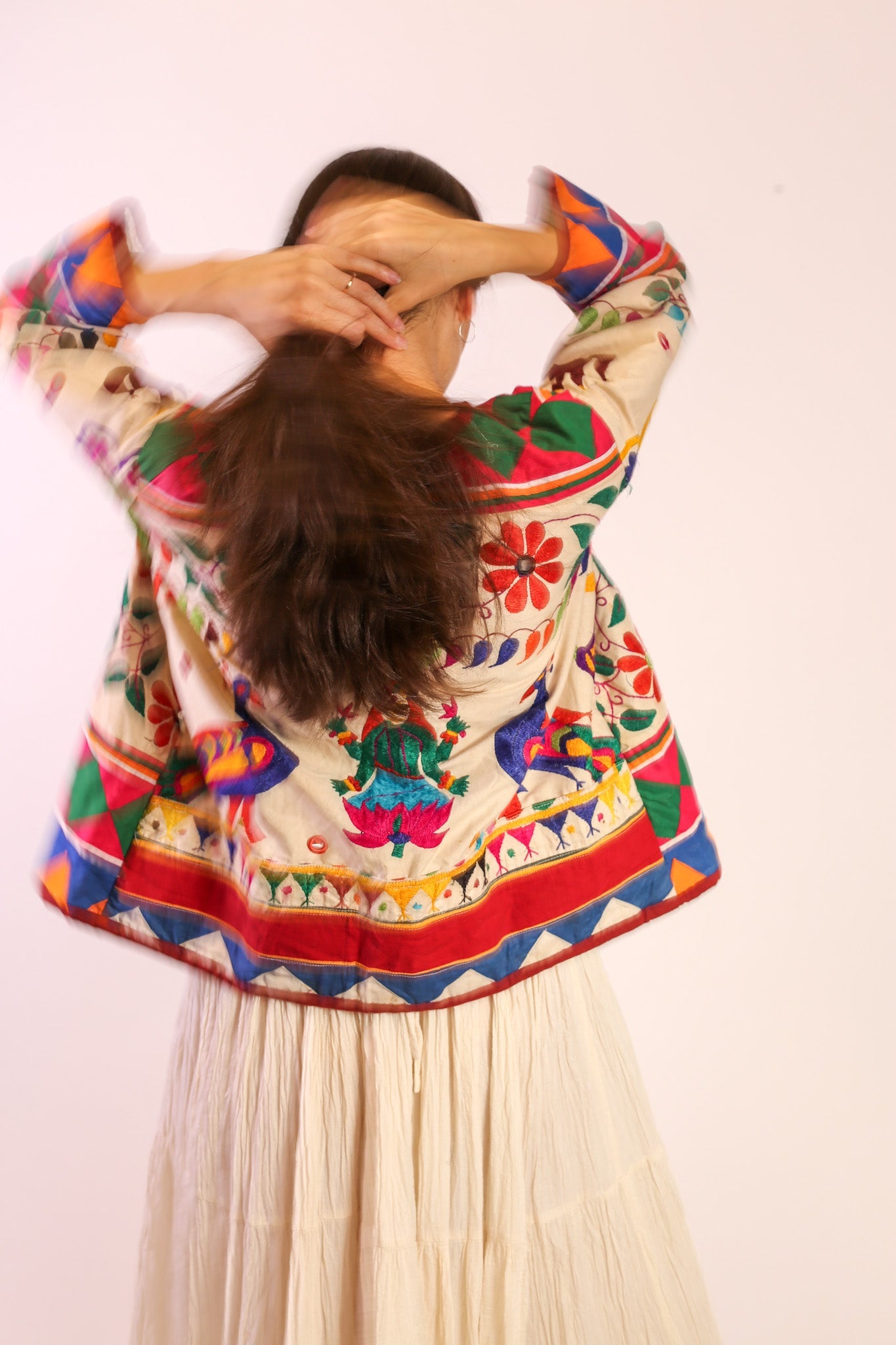 EMBROIDERED JACKET CAROLINA - MOMO STUDIO BERLIN - Berlin Concept Store - sustainable & ethical fashion