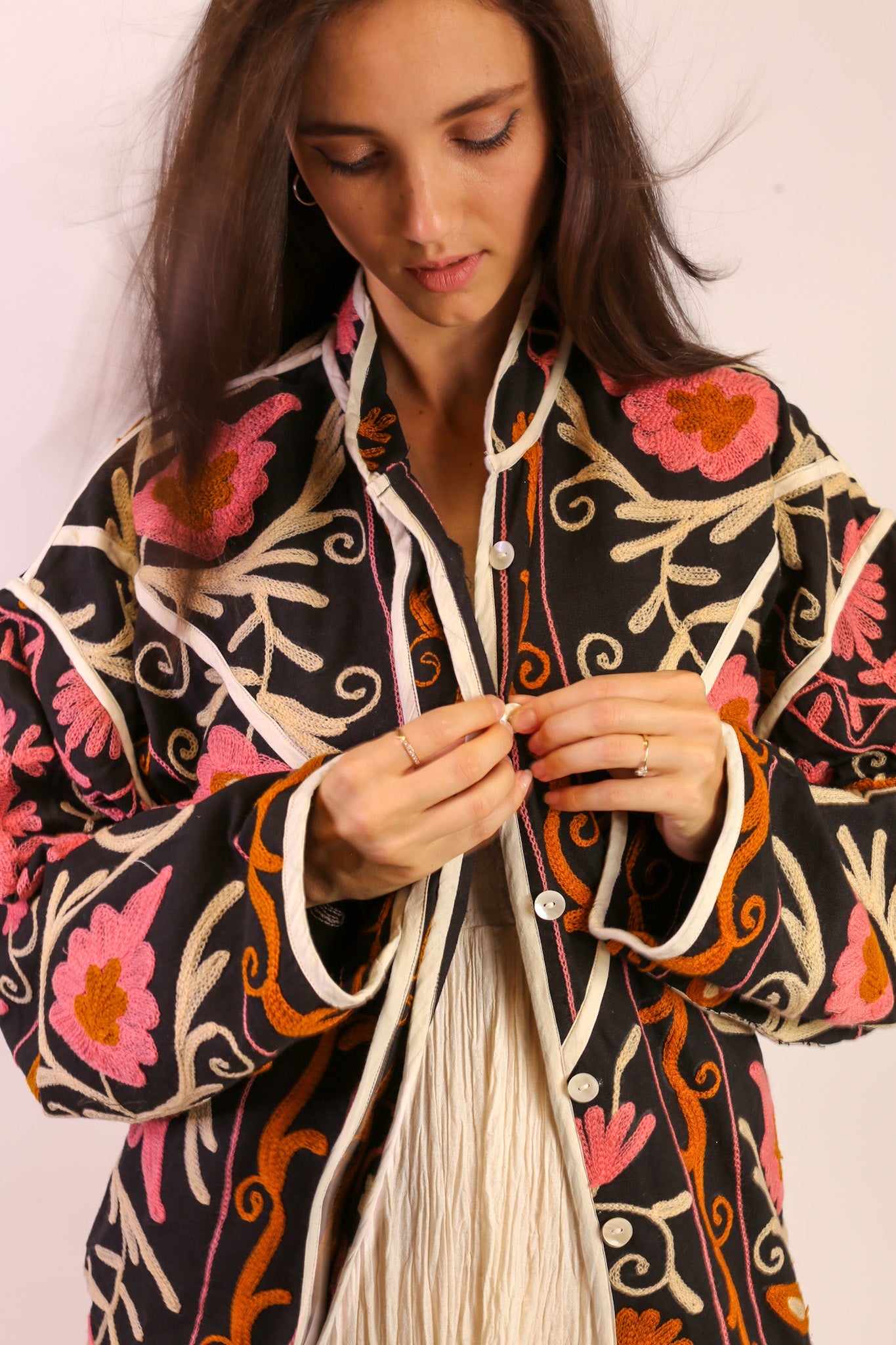 EMBROIDERED JACKET ILKSEN - MOMO STUDIO BERLIN - Berlin Concept Store - sustainable & ethical fashion