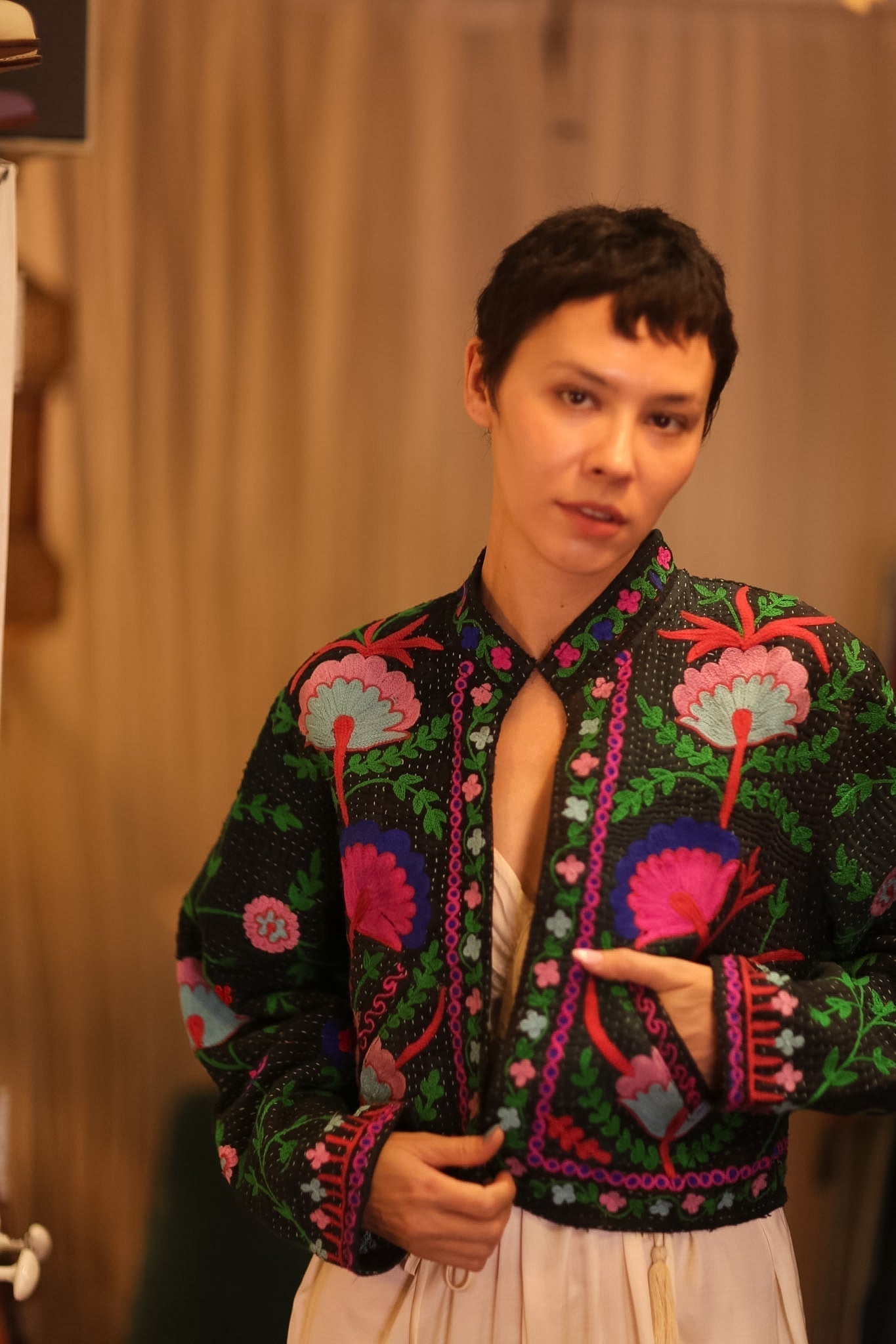 EMBROIDERED JACKET INGRID JIZZ - MOMO STUDIO BERLIN - Berlin Concept Store - sustainable & ethical fashion