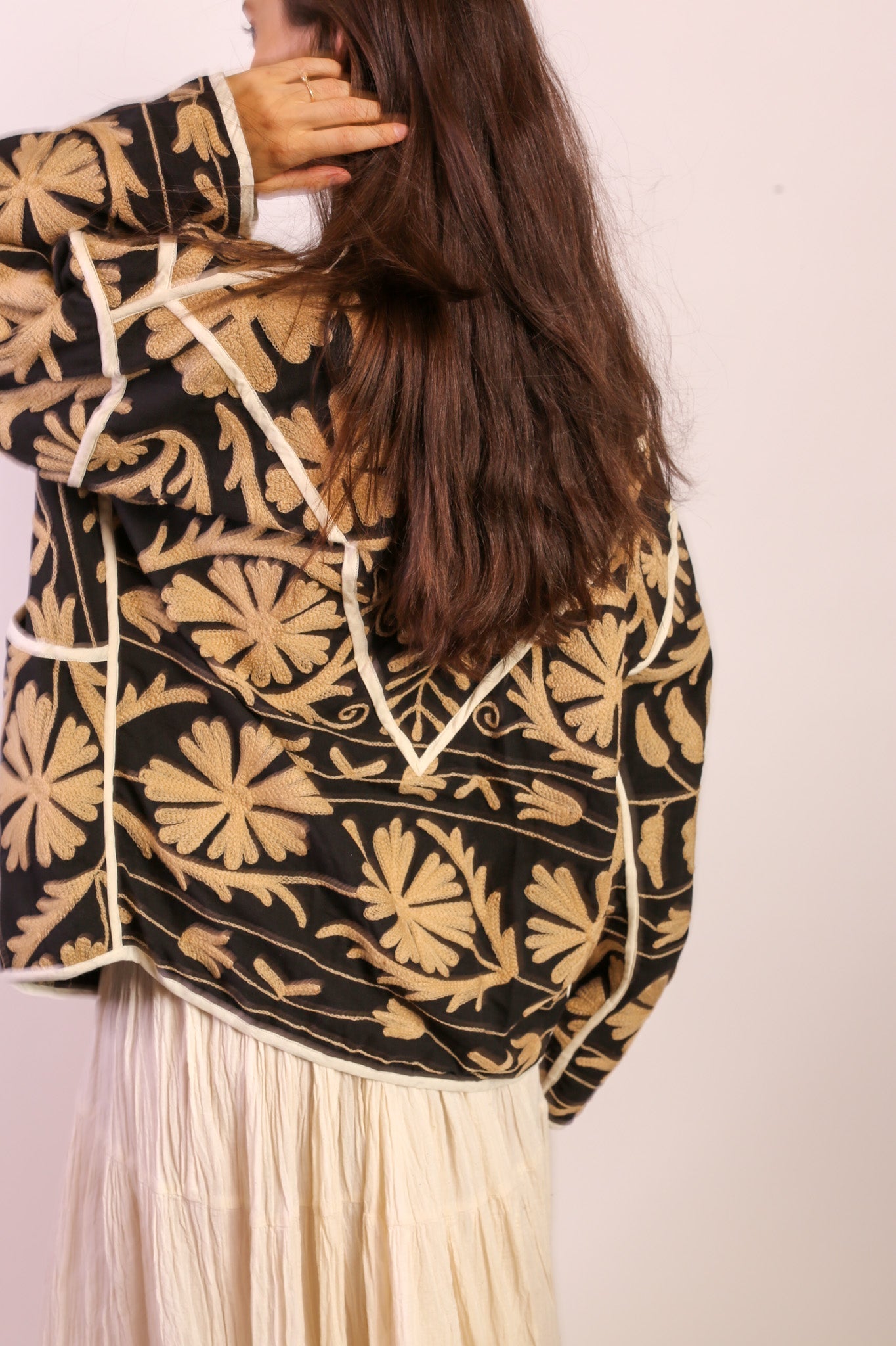 EMBROIDERED JACKET VECI - MOMO STUDIO BERLIN - Berlin Concept Store - sustainable & ethical fashion