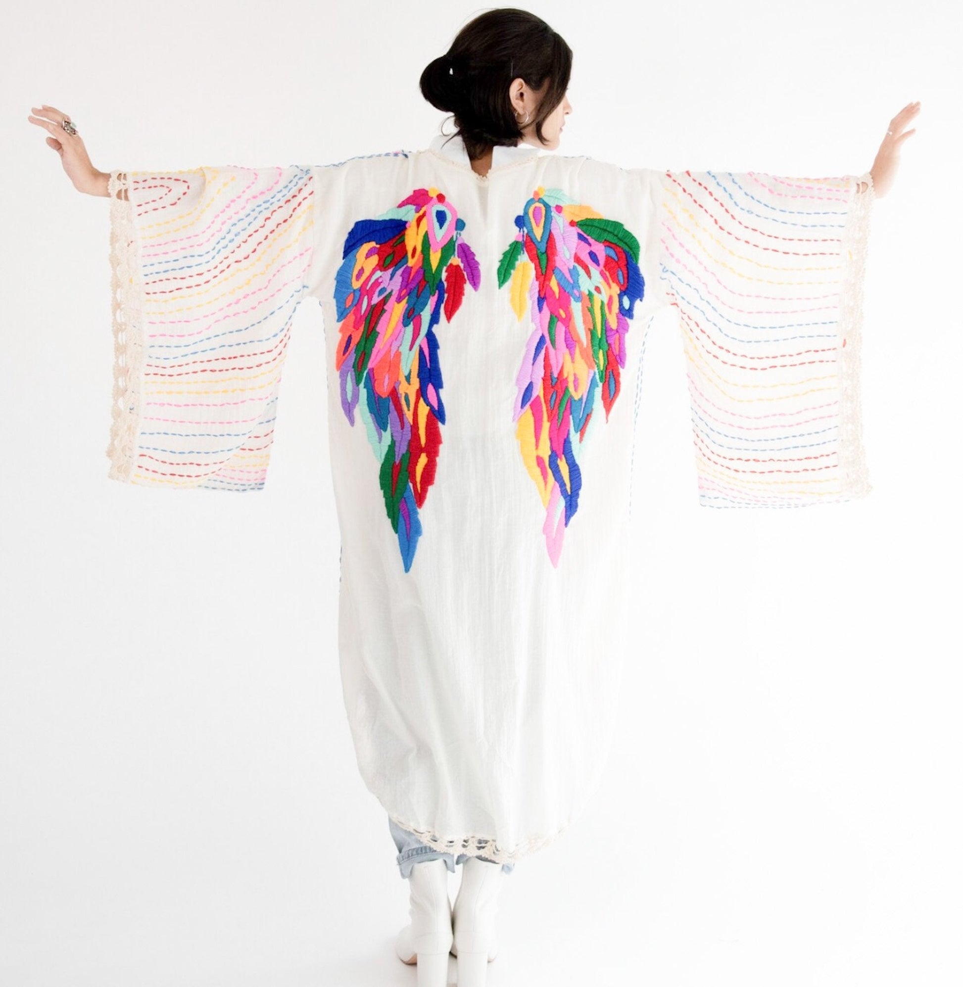 EMBROIDERED KAFTAN KIMONO BILA - MOMO STUDIO BERLIN - Berlin Concept Store - sustainable & ethical fashion