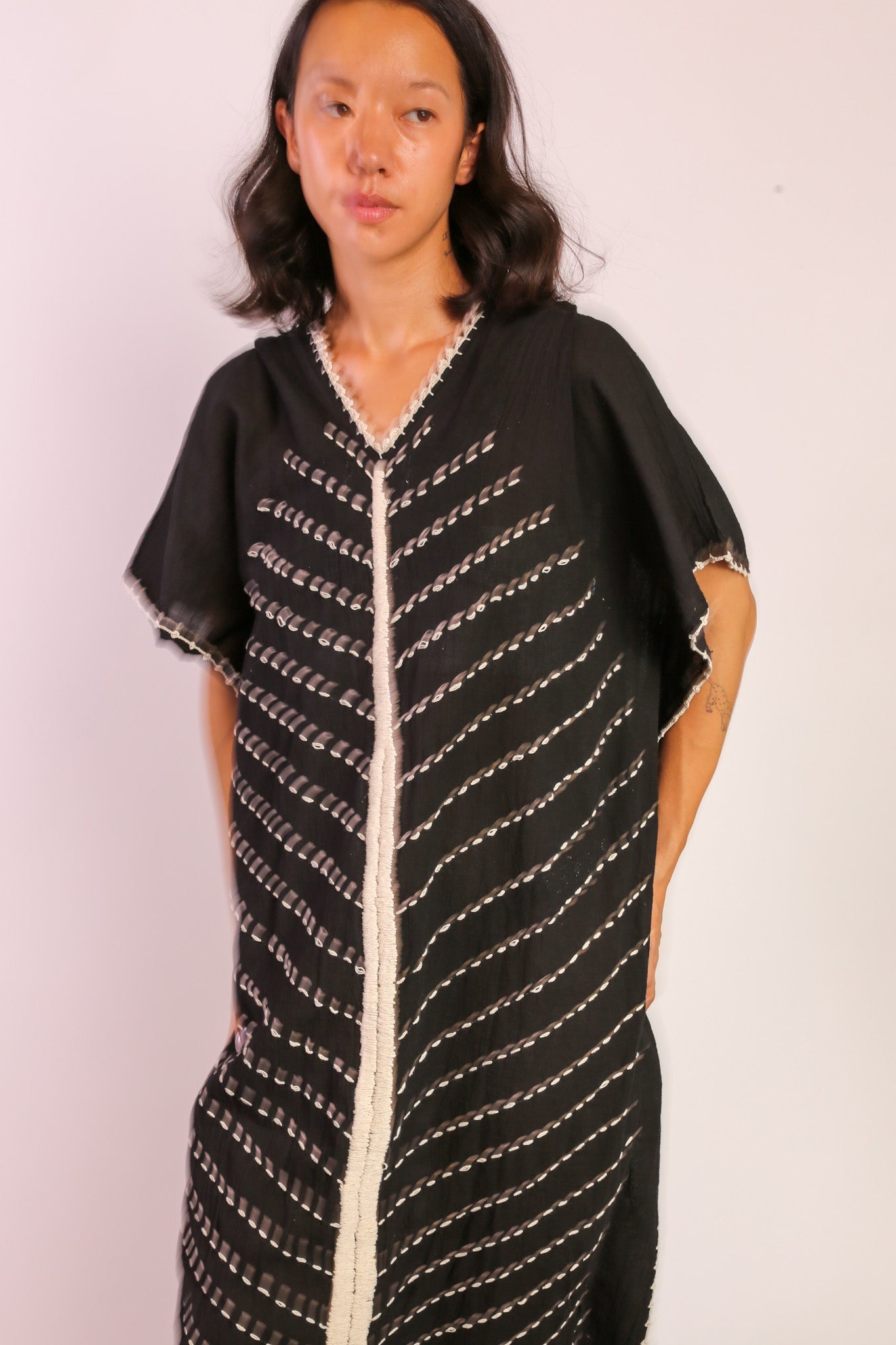 EMBROIDERED KAFTAN LILLY - MOMO STUDIO BERLIN - Berlin Concept Store - sustainable & ethical fashion