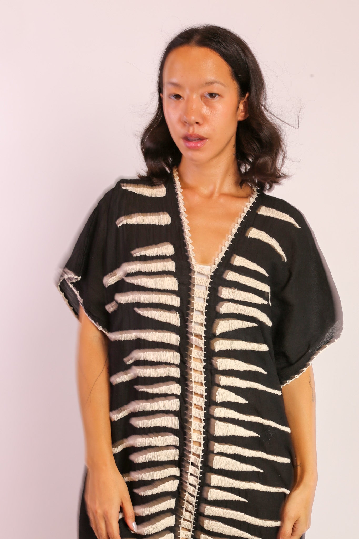 EMBROIDERED KAFTAN LILLY - MOMO STUDIO BERLIN - Berlin Concept Store - sustainable & ethical fashion