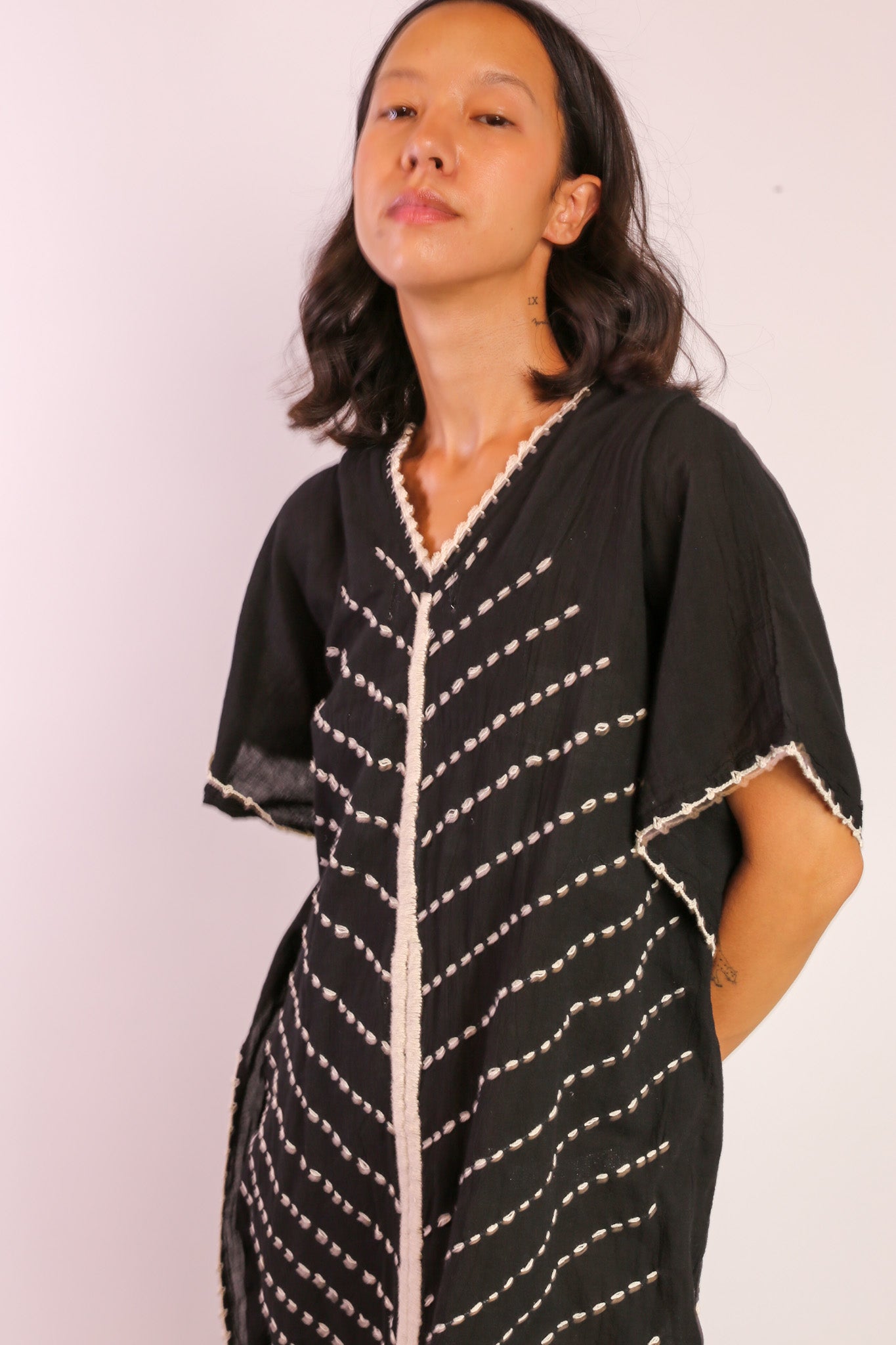 EMBROIDERED KAFTAN LILLY - MOMO STUDIO BERLIN - Berlin Concept Store - sustainable & ethical fashion