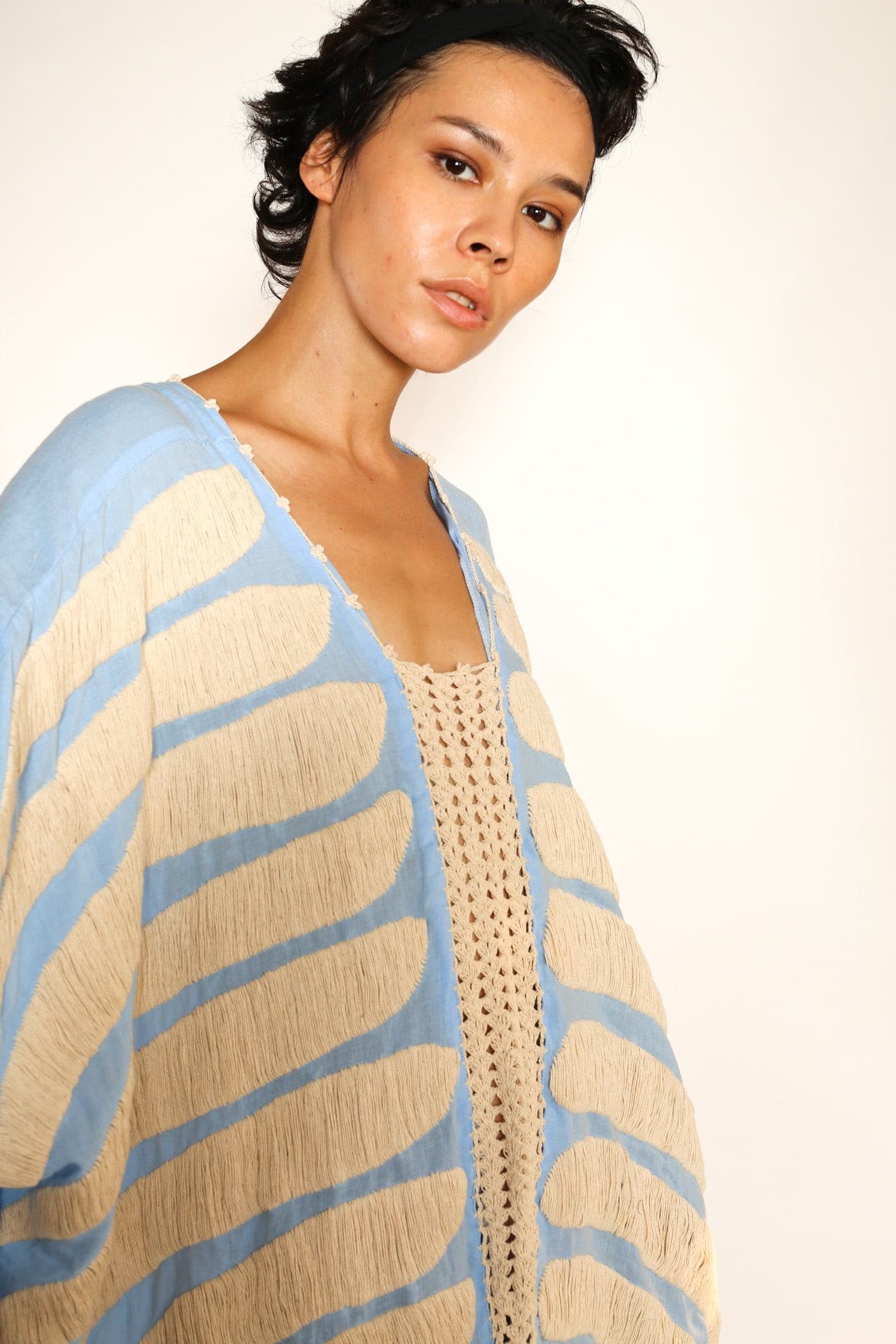 EMBROIDERED KAFTAN MARIE CLAIRE - MOMO STUDIO BERLIN - Berlin Concept Store - sustainable & ethical fashion