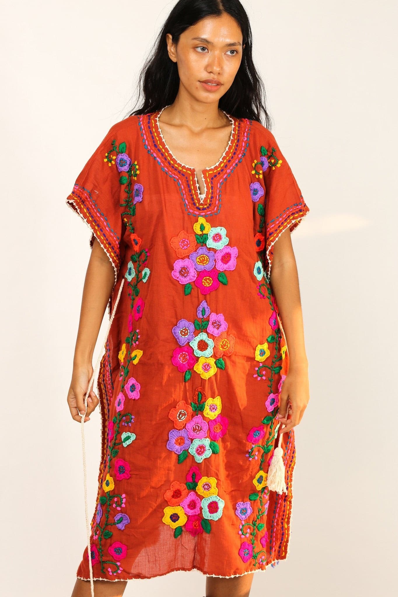 EMBROIDERED KAFTAN PHOEBE - MOMO STUDIO BERLIN - Berlin Concept Store - sustainable & ethical fashion