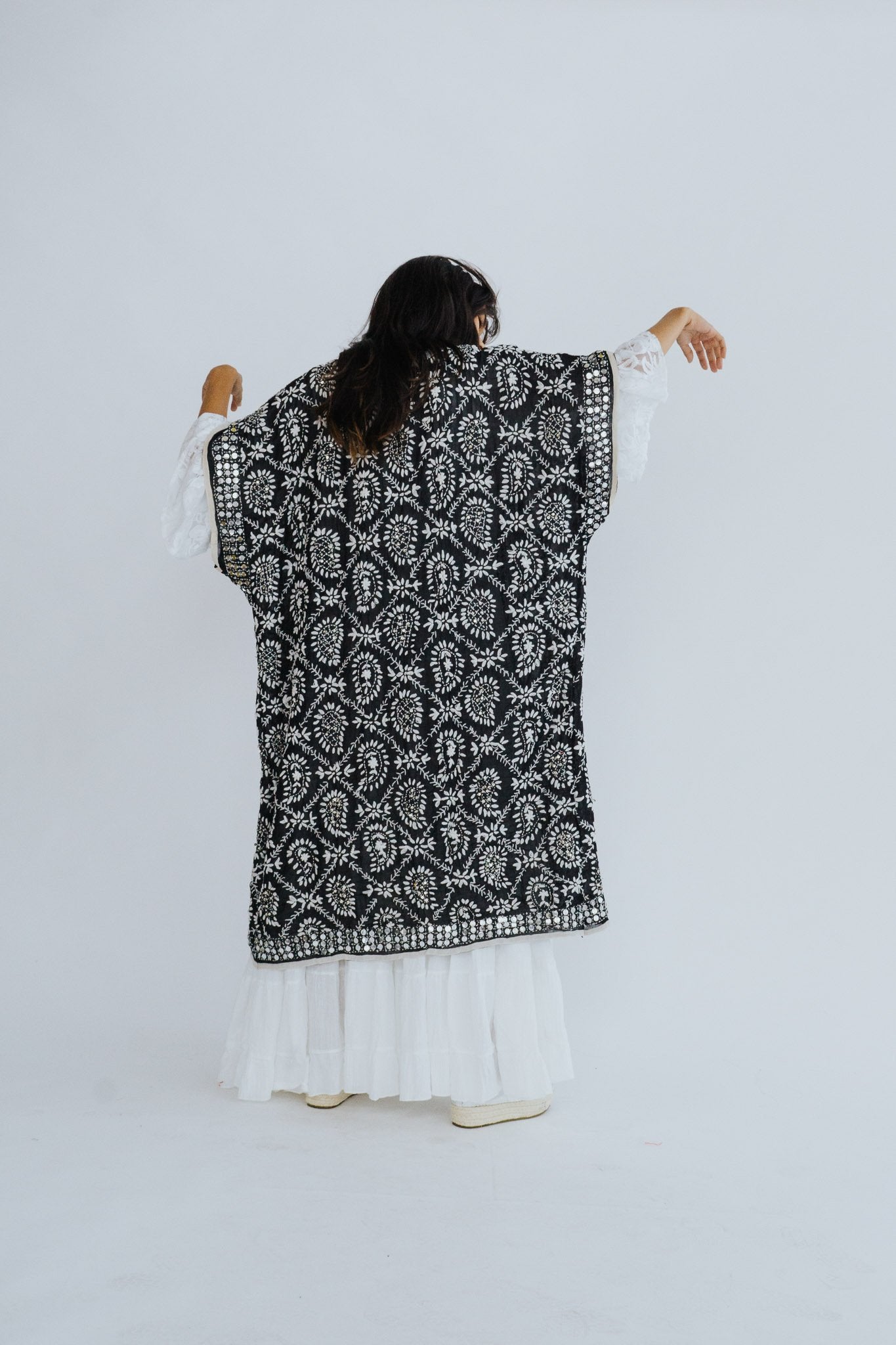 EMBROIDERED KAFTAN PILAR - MOMO STUDIO BERLIN - Berlin Concept Store - sustainable & ethical fashion