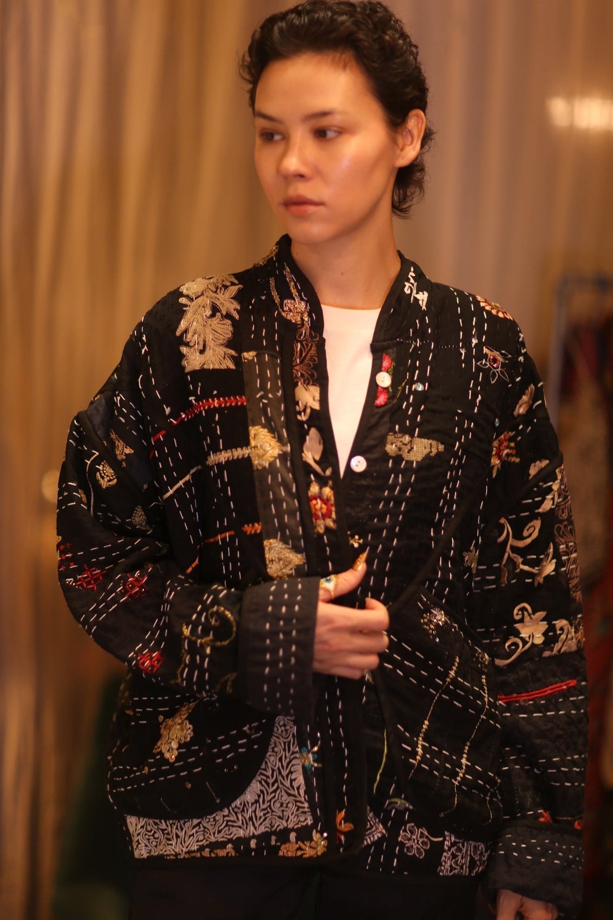 EMBROIDERED KANTHA JACKET JYPEACE - MOMO STUDIO BERLIN - Berlin Concept Store - sustainable & ethical fashion