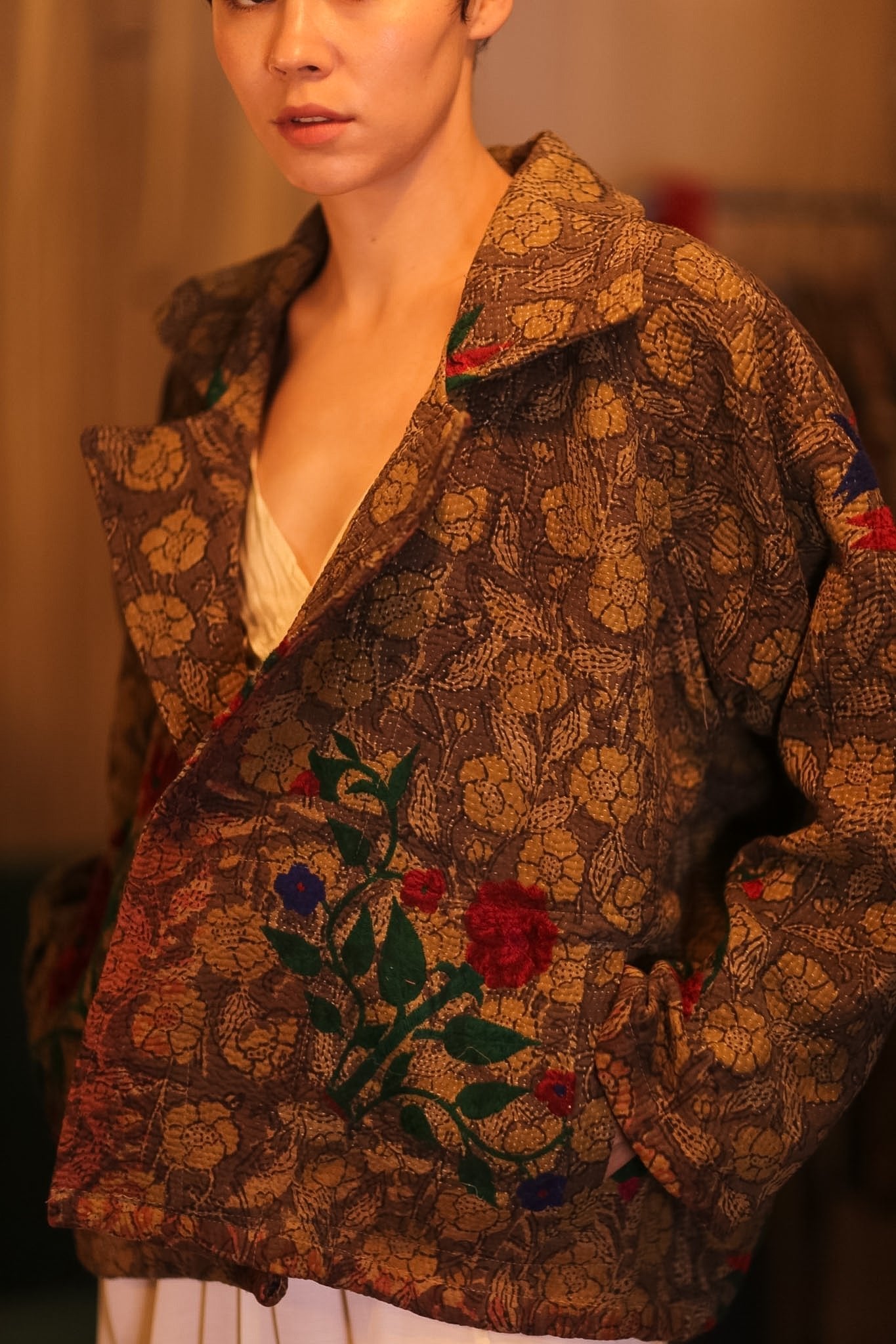 EMBROIDERED KANTHA JACKET NIKO - MOMO STUDIO BERLIN - Berlin Concept Store - sustainable & ethical fashion