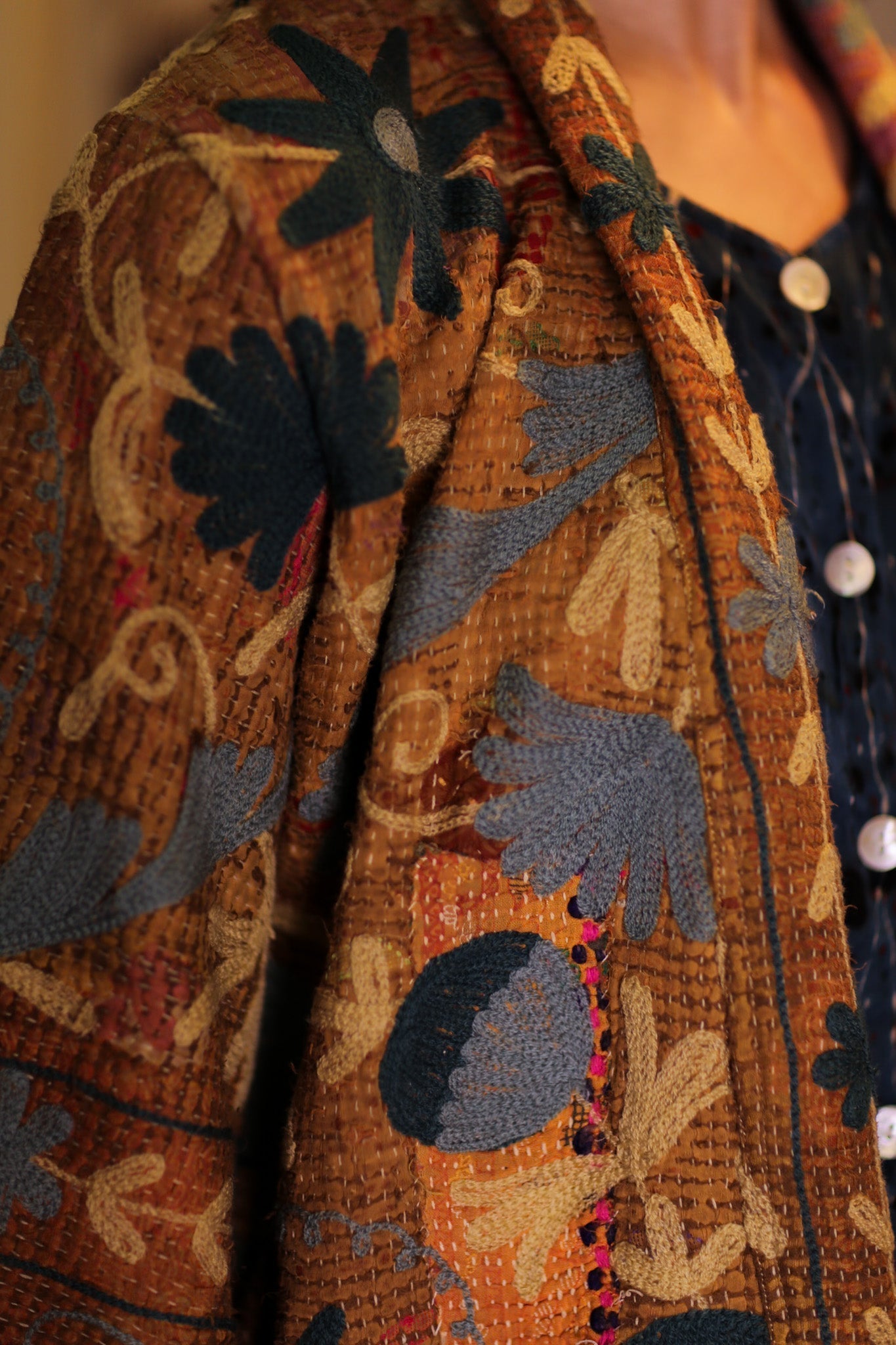 EMBROIDERED KANTHA KIMONO MONTY BEACH TONES - MOMO STUDIO BERLIN - Berlin Concept Store - sustainable & ethical fashion