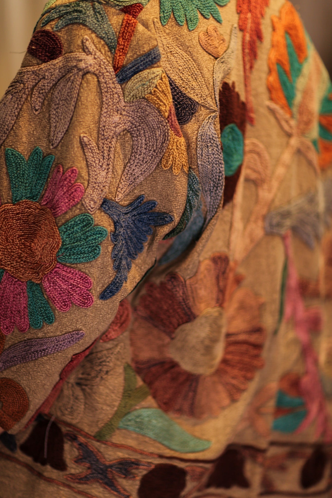 EMBROIDERED KANTHA KIMONO MONTY TROPIC FLOWER - MOMO STUDIO BERLIN - Berlin Concept Store - sustainable & ethical fashion