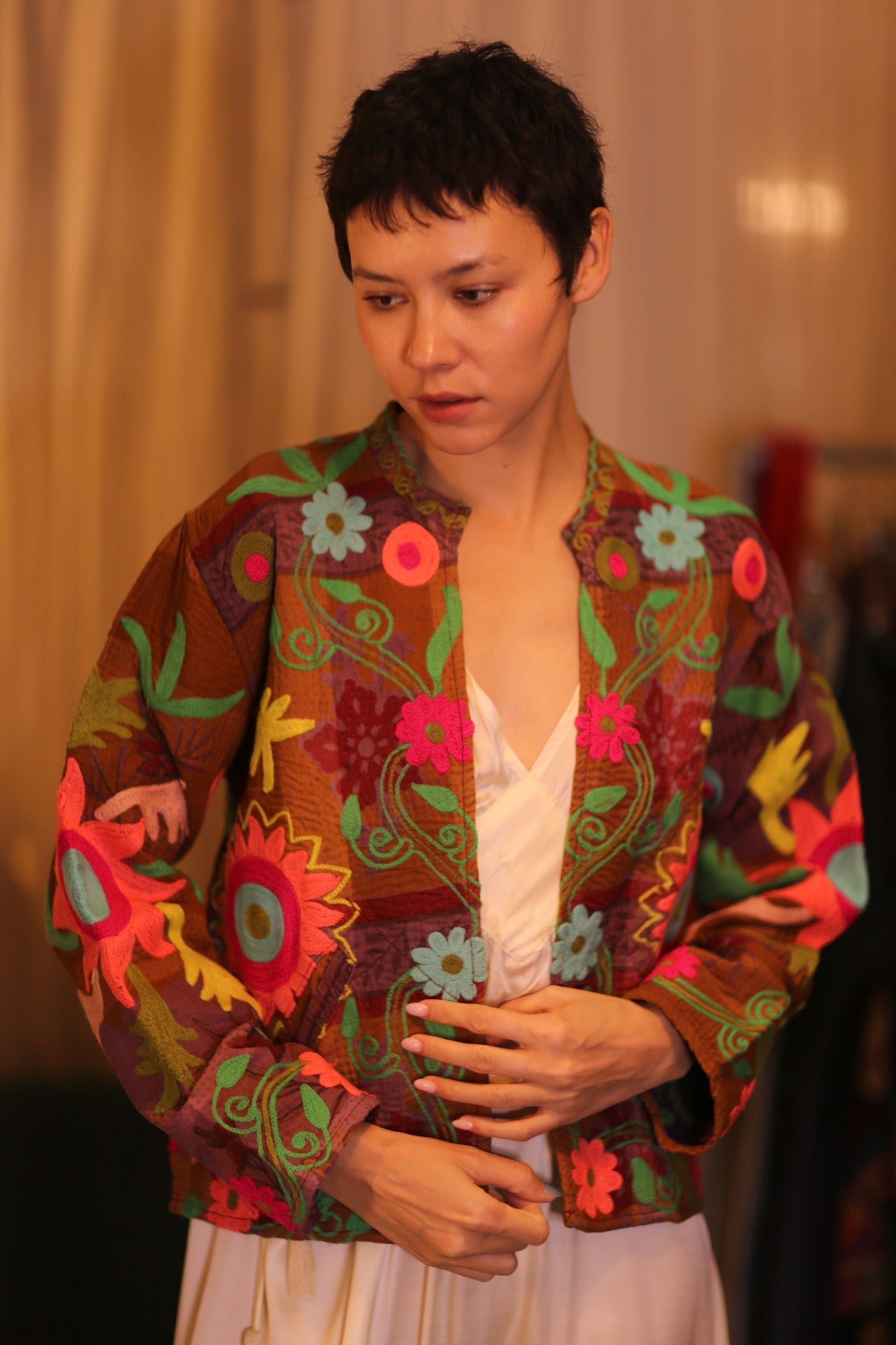EMBROIDERED KANTHA SHORT COAT INGRID HANNWAY - MOMO STUDIO BERLIN - Berlin Concept Store - sustainable & ethical fashion
