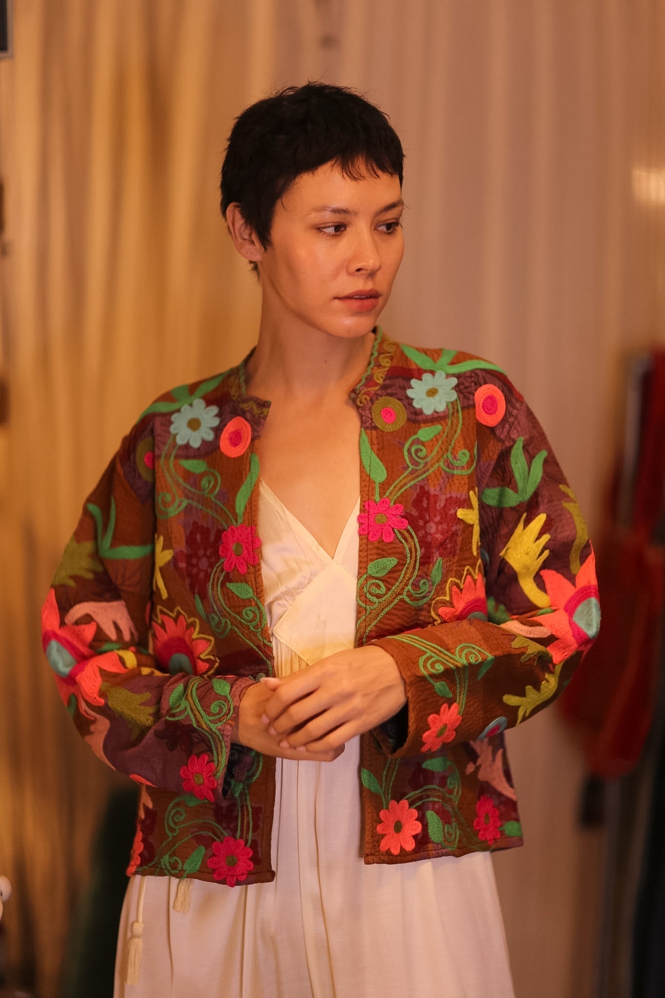 EMBROIDERED KANTHA SHORT COAT INGRID HANNWAY - MOMO STUDIO BERLIN - Berlin Concept Store - sustainable & ethical fashion