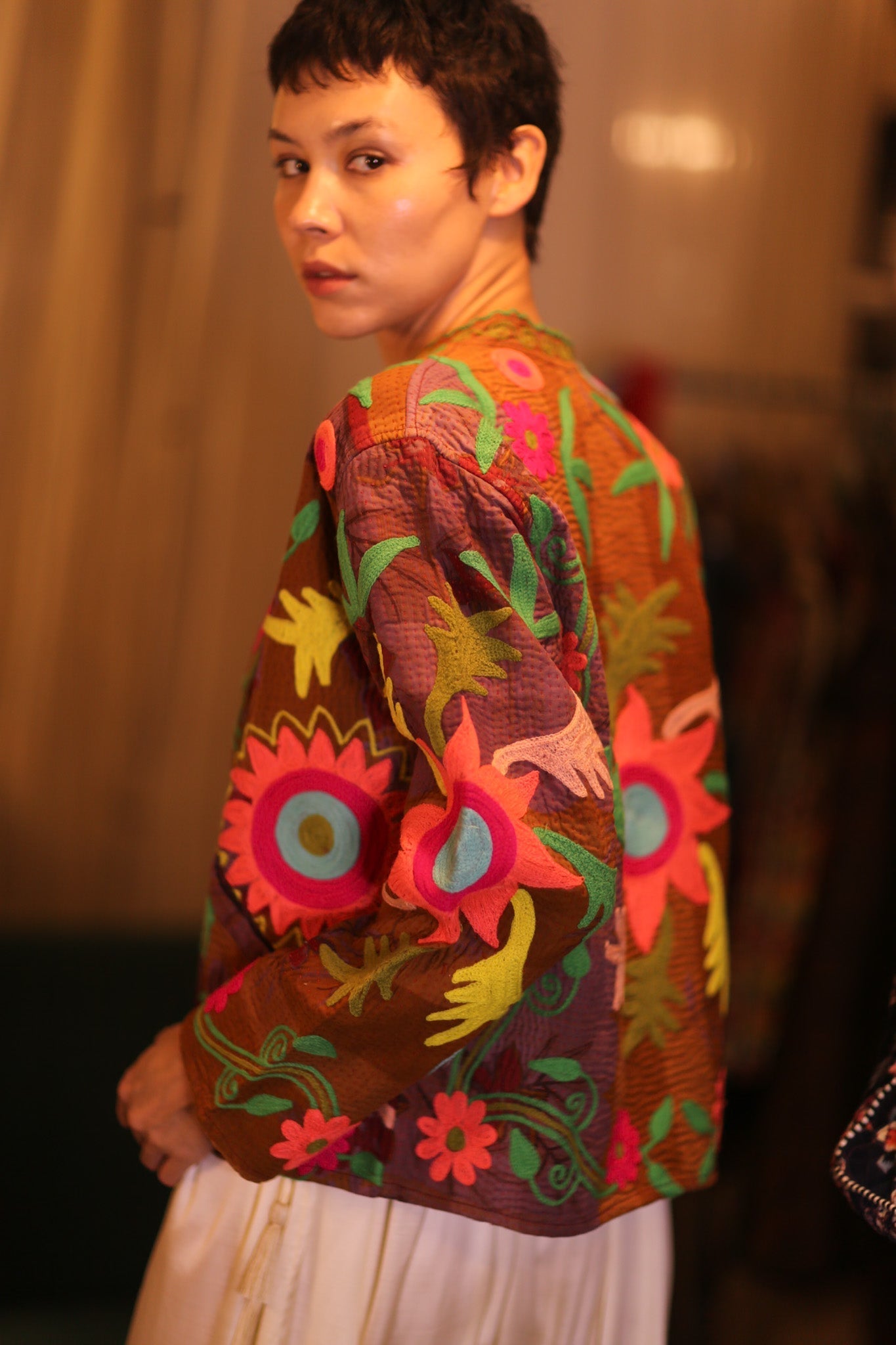 EMBROIDERED KANTHA SHORT COAT INGRID HANNWAY - MOMO STUDIO BERLIN - Berlin Concept Store - sustainable & ethical fashion