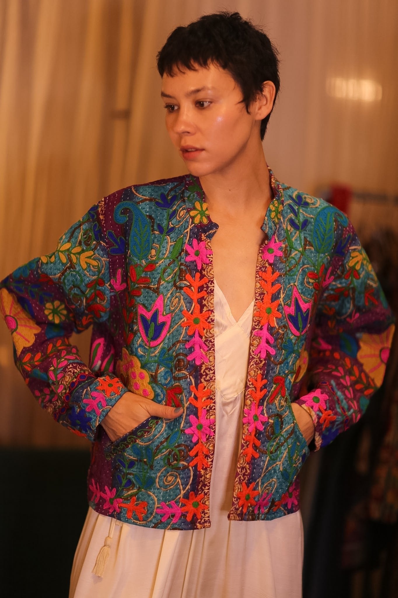 EMBROIDERED KANTHA SHORT COAT INGRID KOKSI - MOMO STUDIO BERLIN - Berlin Concept Store - sustainable & ethical fashion