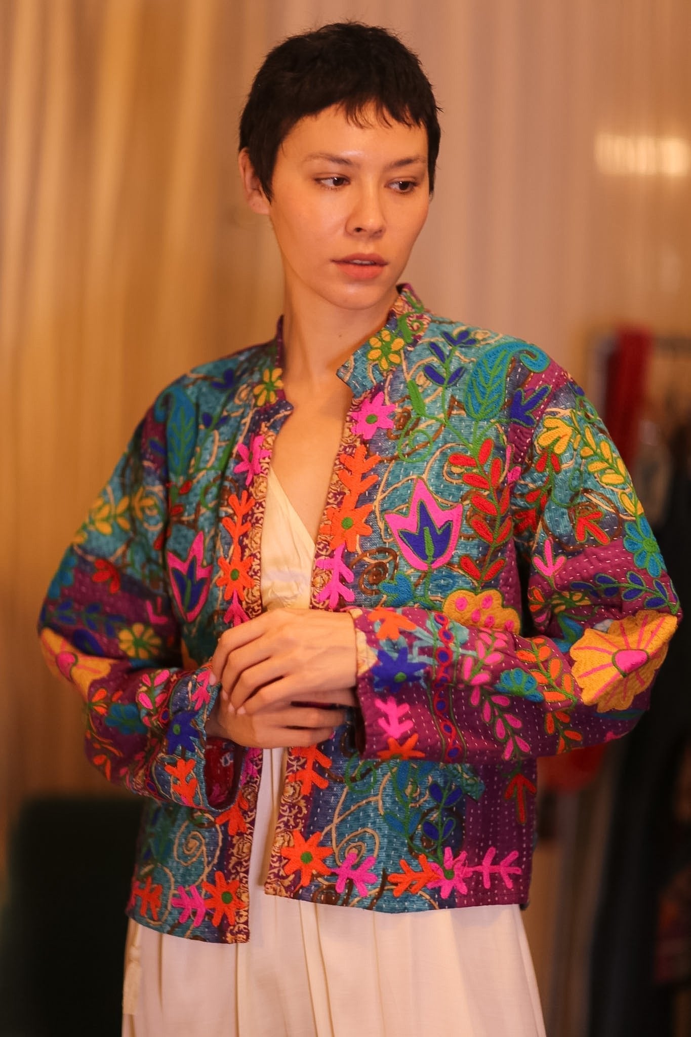 EMBROIDERED KANTHA SHORT COAT INGRID KOKSI - MOMO STUDIO BERLIN - Berlin Concept Store - sustainable & ethical fashion