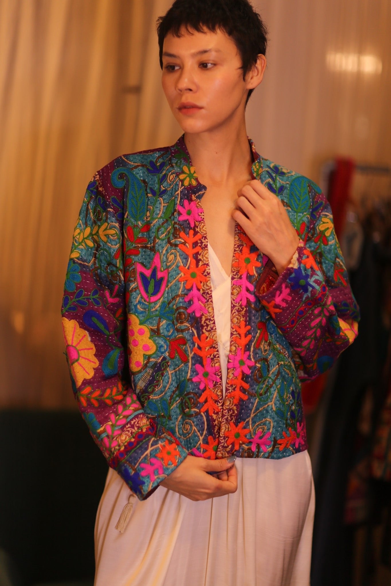 EMBROIDERED KANTHA SHORT COAT INGRID KOKSI - MOMO STUDIO BERLIN - Berlin Concept Store - sustainable & ethical fashion