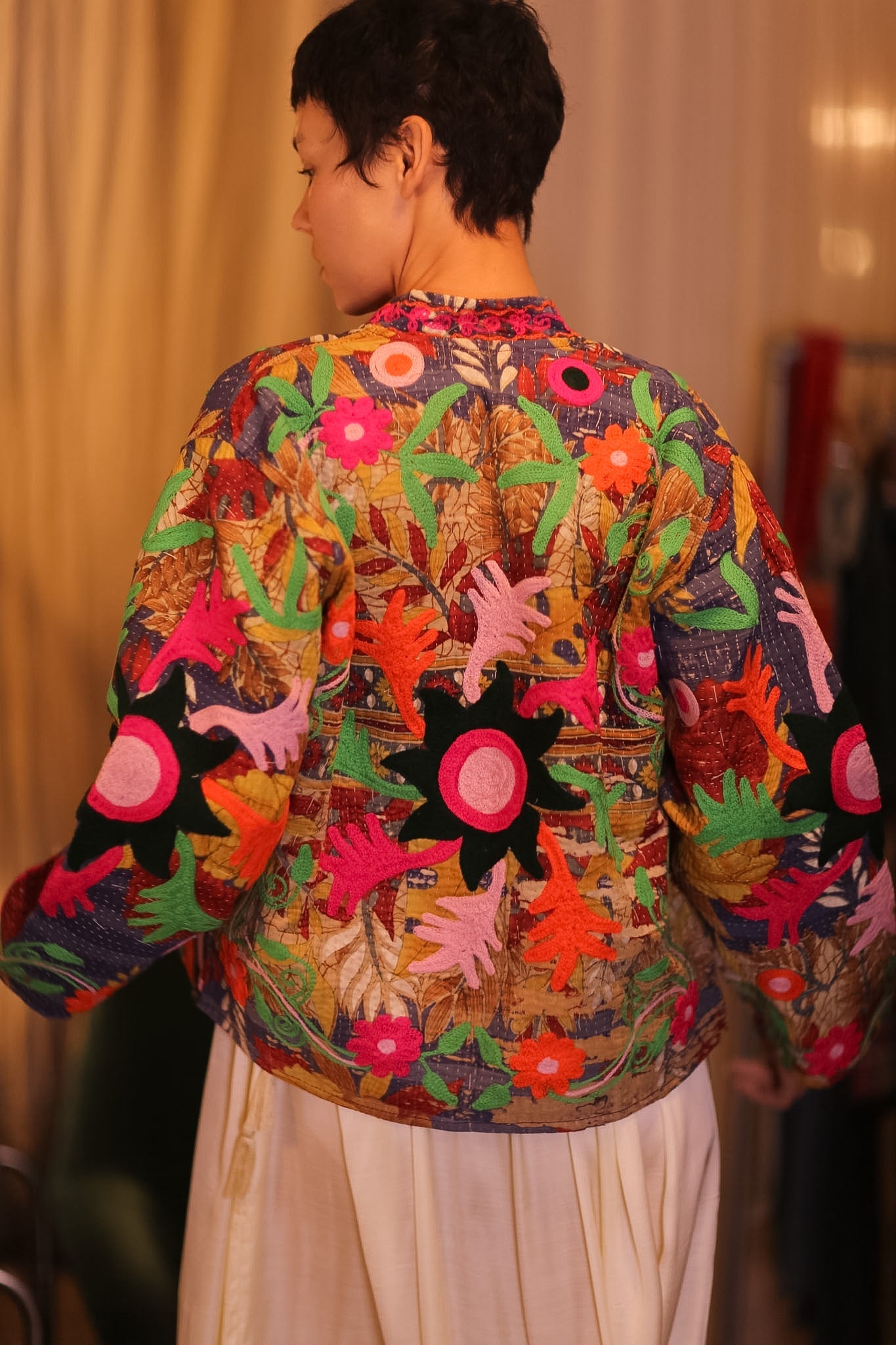 EMBROIDERED KANTHA SHORT COAT INGRID SETTAW - MOMO STUDIO BERLIN - Berlin Concept Store - sustainable & ethical fashion