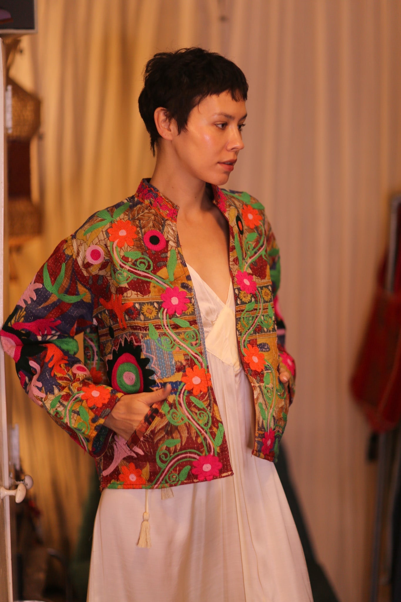 EMBROIDERED KANTHA SHORT COAT INGRID SETTAW - MOMO STUDIO BERLIN - Berlin Concept Store - sustainable & ethical fashion