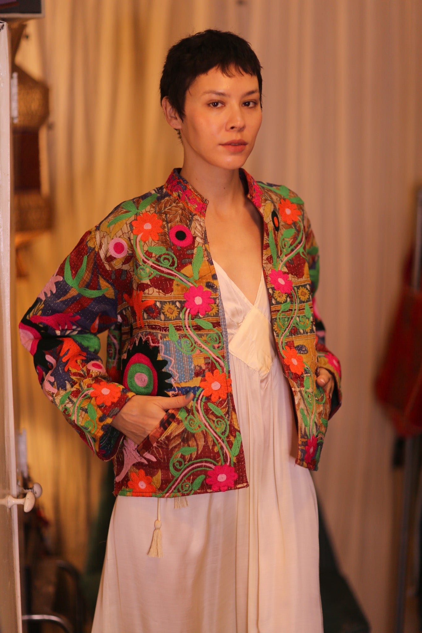 EMBROIDERED KANTHA SHORT COAT INGRID SETTAW - MOMO STUDIO BERLIN - Berlin Concept Store - sustainable & ethical fashion