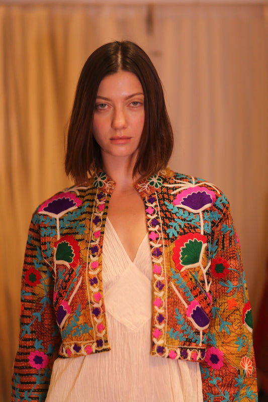 EMBROIDERED KANTHA SHORT JACKET INGRID PANNWE - MOMO STUDIO BERLIN - Berlin Concept Store - sustainable & ethical fashion