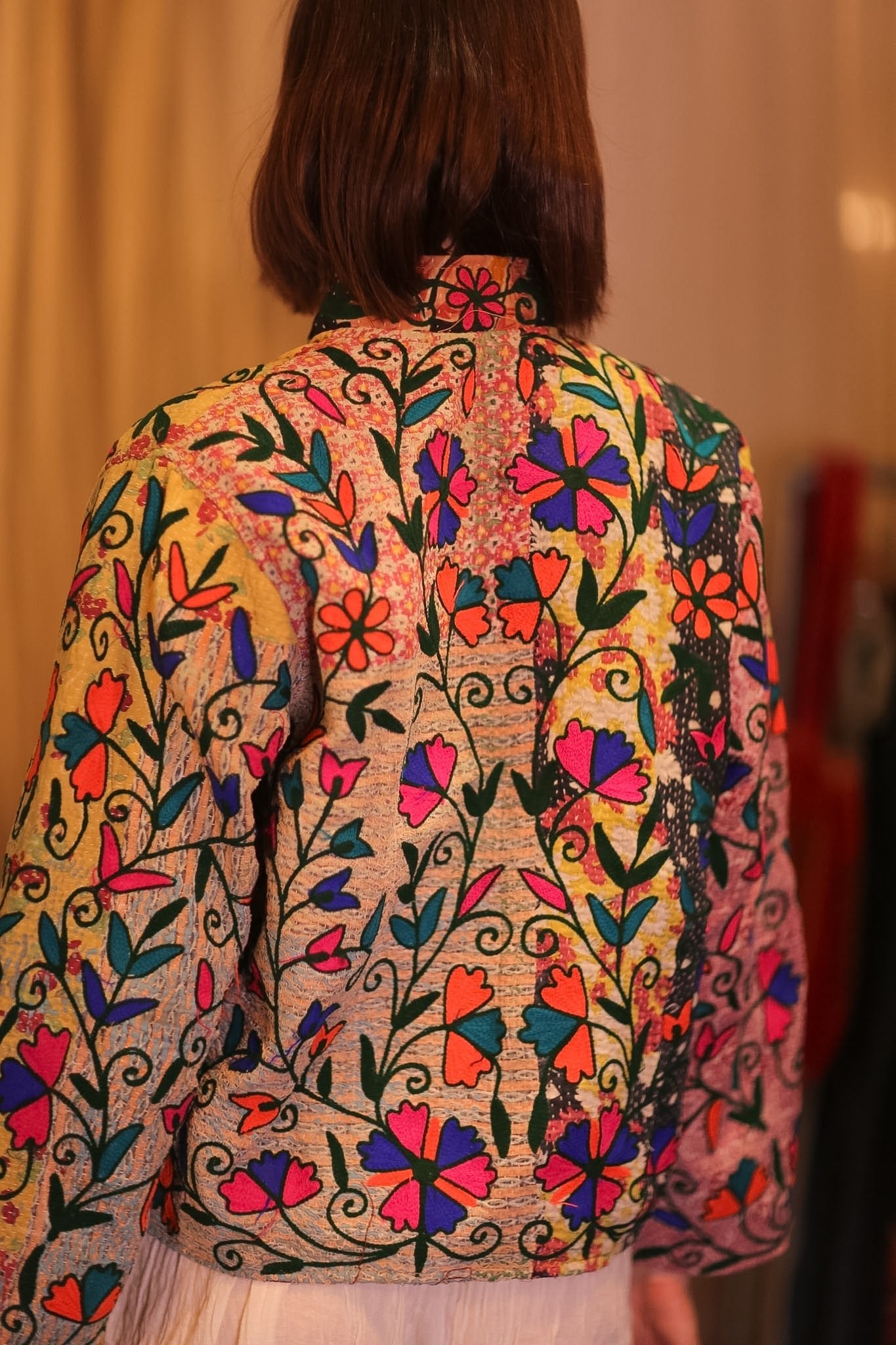 EMBROIDERED KANTHA SHORTJACKET INGRID PAUNGPE - MOMO STUDIO BERLIN - Berlin Concept Store - sustainable & ethical fashion