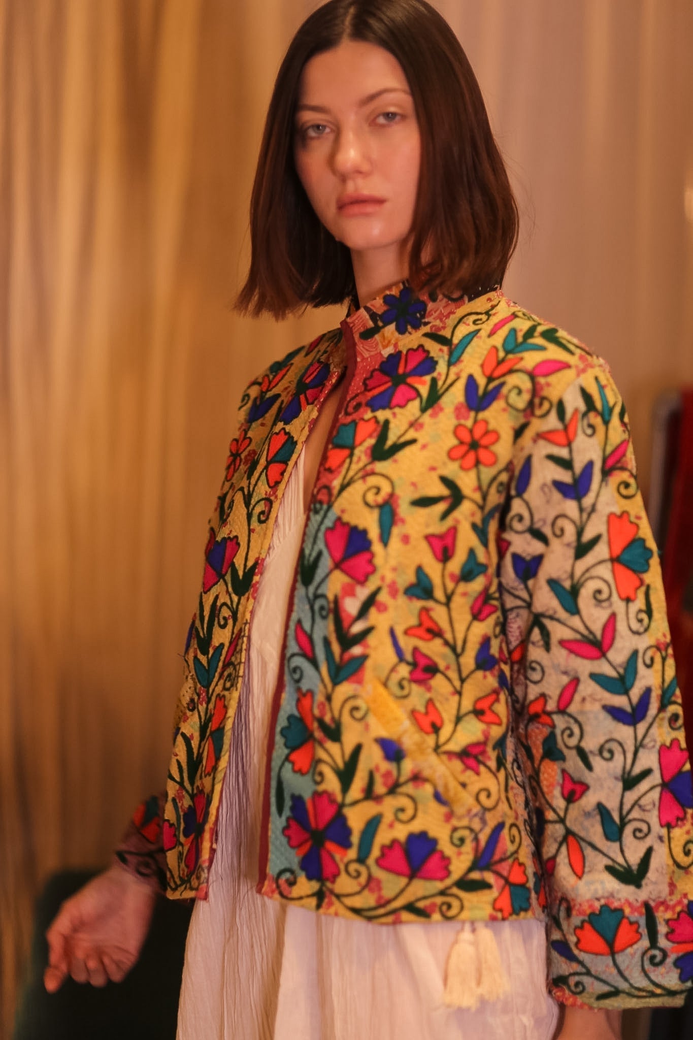 EMBROIDERED KANTHA SHORTJACKET INGRID PAUNGPE - MOMO STUDIO BERLIN - Berlin Concept Store - sustainable & ethical fashion