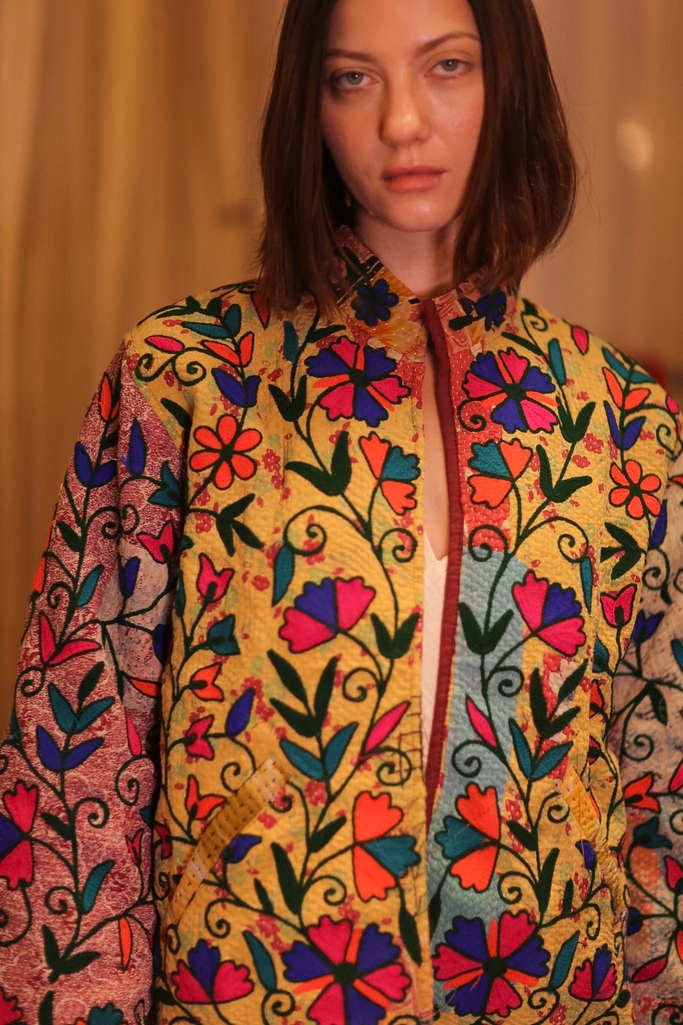 EMBROIDERED KANTHA SHORTJACKET INGRID PAUNGPE - MOMO STUDIO BERLIN - Berlin Concept Store - sustainable & ethical fashion