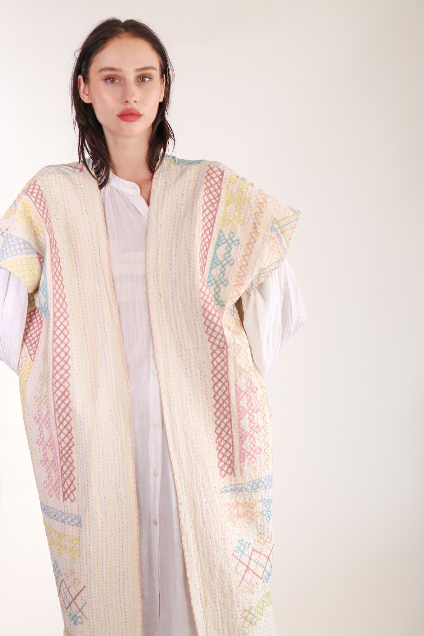 EMBROIDERED KIMONO ANISCHKA - MOMO STUDIO BERLIN - Berlin Concept Store - sustainable & ethical fashion