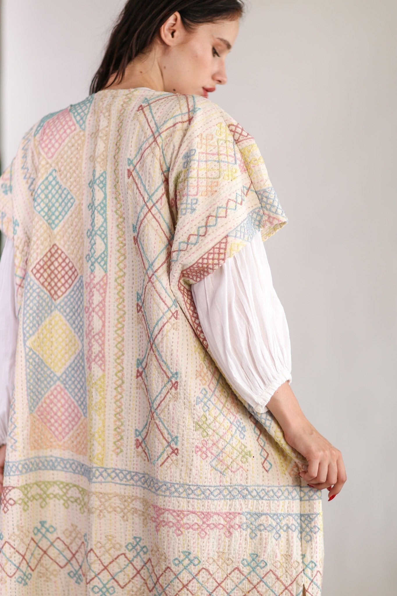 EMBROIDERED KIMONO ANISCHKA - MOMO STUDIO BERLIN - Berlin Concept Store - sustainable & ethical fashion