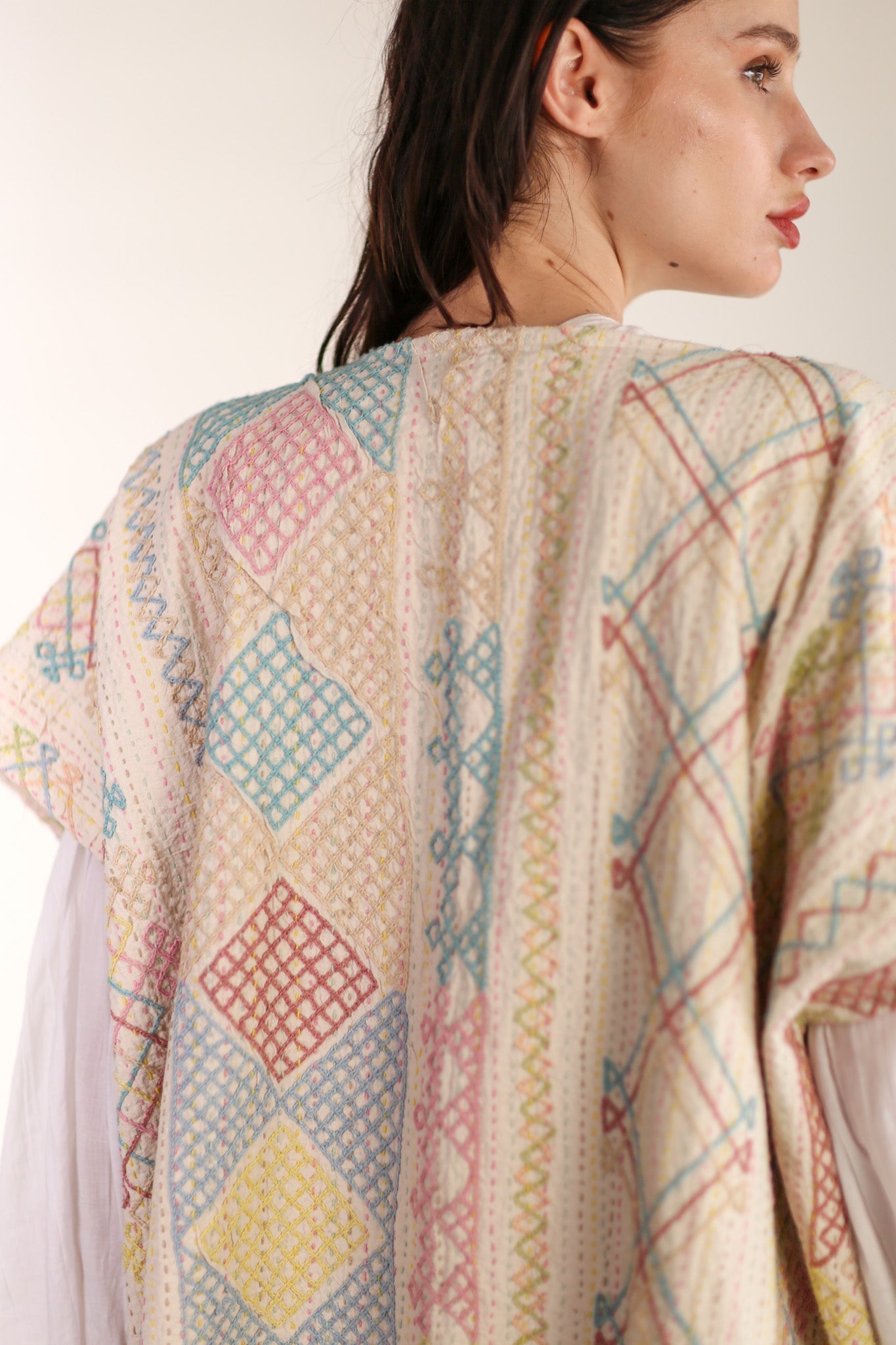 EMBROIDERED KIMONO ANISCHKA - MOMO STUDIO BERLIN - Berlin Concept Store - sustainable & ethical fashion