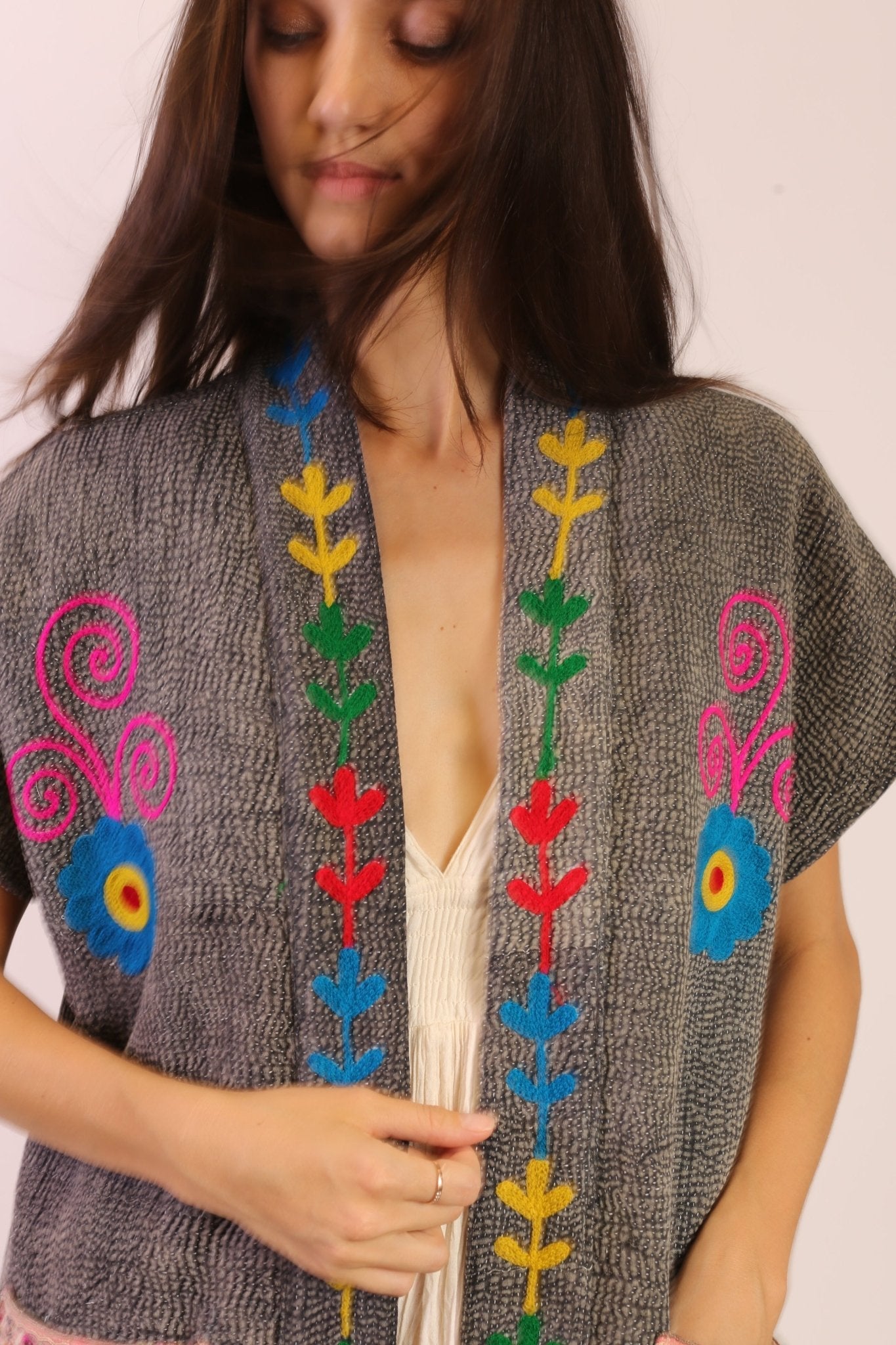 EMBROIDERED KIMONO HARIA - MOMO STUDIO BERLIN - Berlin Concept Store - sustainable & ethical fashion