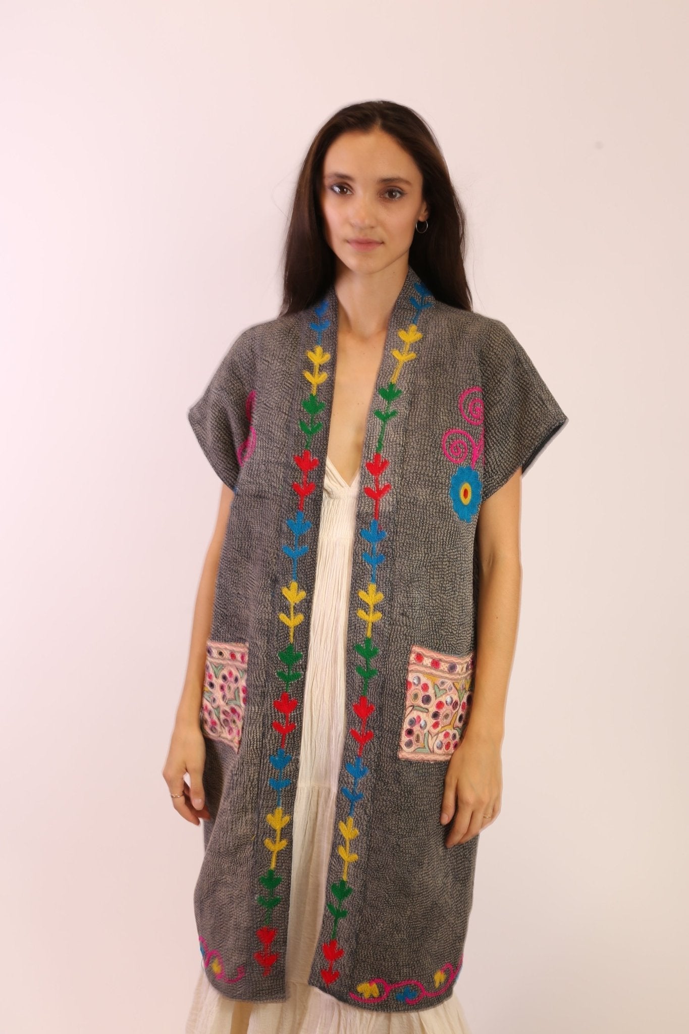 EMBROIDERED KIMONO HARIA - MOMO STUDIO BERLIN - Berlin Concept Store - sustainable & ethical fashion