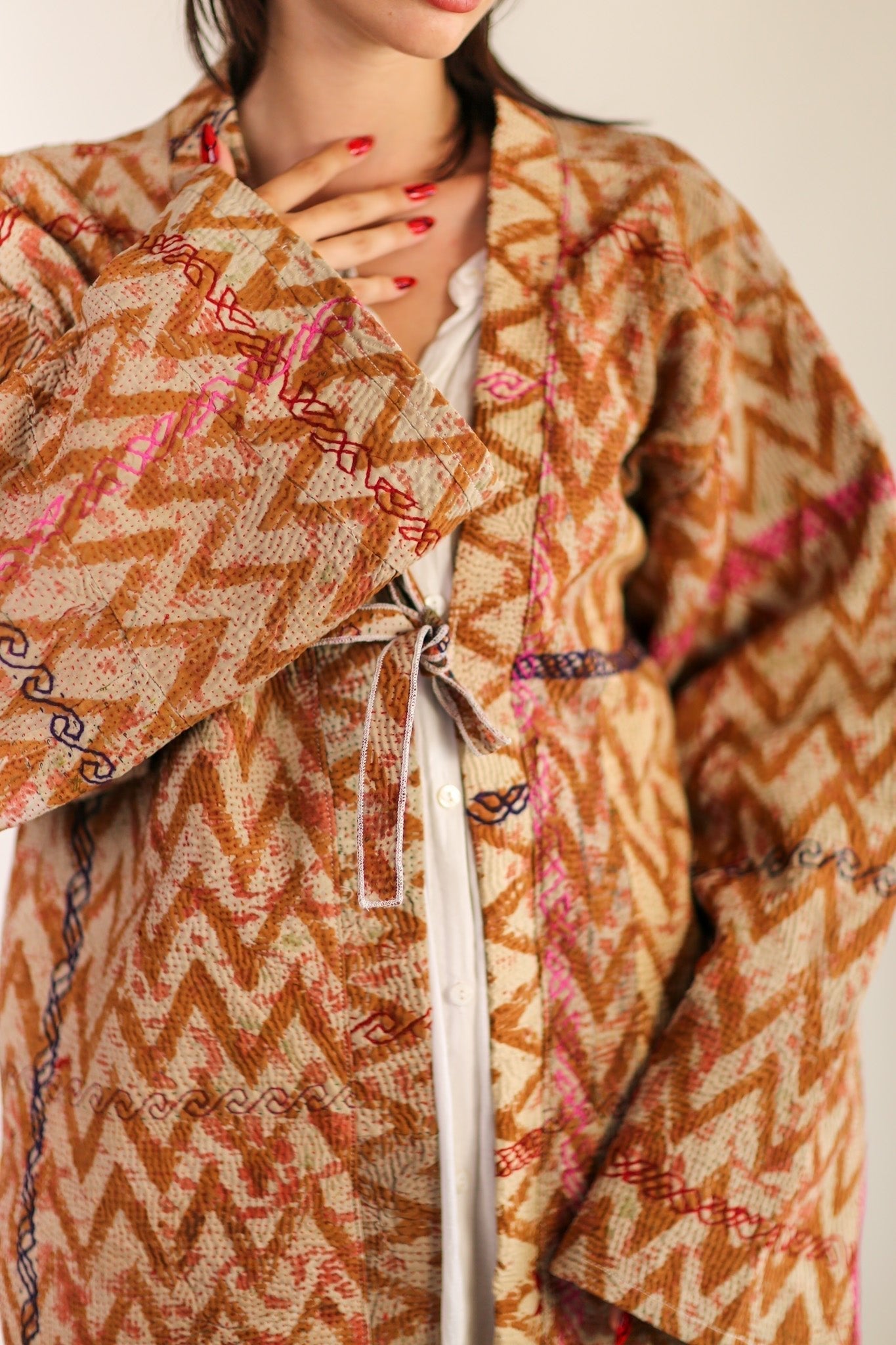 EMBROIDERED KIMONO LIUSA - MOMO STUDIO BERLIN - Berlin Concept Store - sustainable & ethical fashion