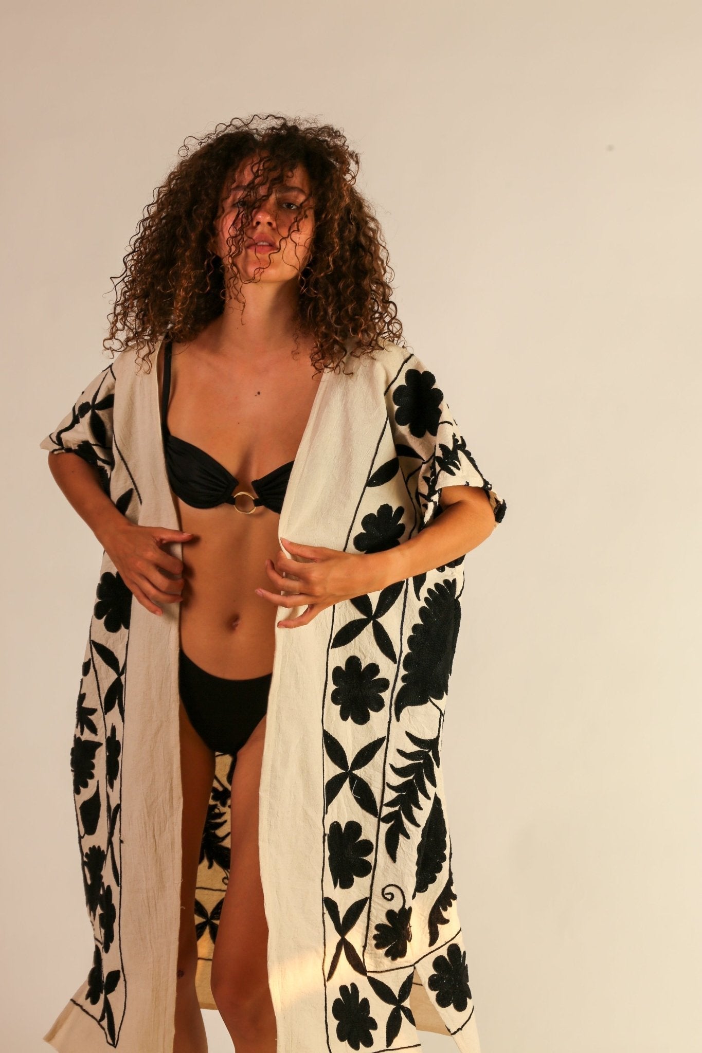 EMBROIDERED KIMONO LUNA - MOMO STUDIO BERLIN - Berlin Concept Store - sustainable & ethical fashion