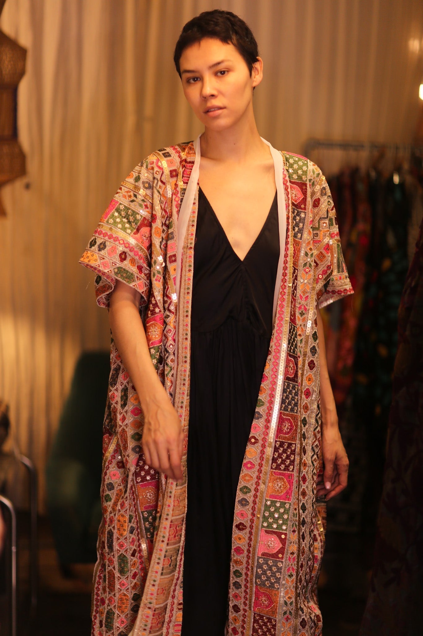 EMBROIDERED KIMONO SILK SUNOSCH - MOMO STUDIO BERLIN - Berlin Concept Store - sustainable & ethical fashion