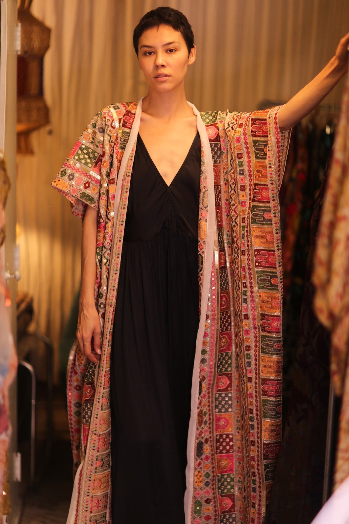 EMBROIDERED KIMONO SILK SUNOSCH - MOMO STUDIO BERLIN - Berlin Concept Store - sustainable & ethical fashion