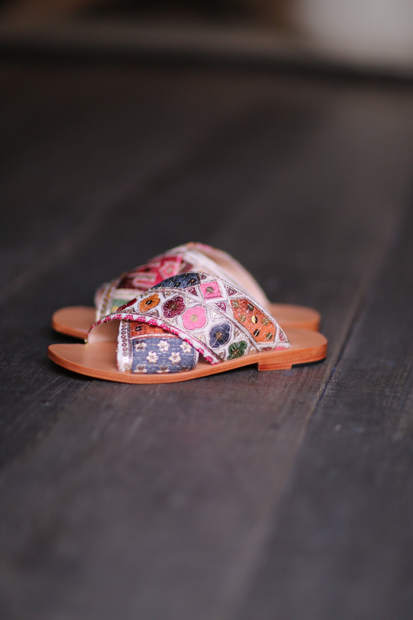 EMBROIDERED LEATHER SLIP ON SANDALS TRIBECA - MOMO STUDIO BERLIN - Berlin Concept Store - sustainable & ethical fashion